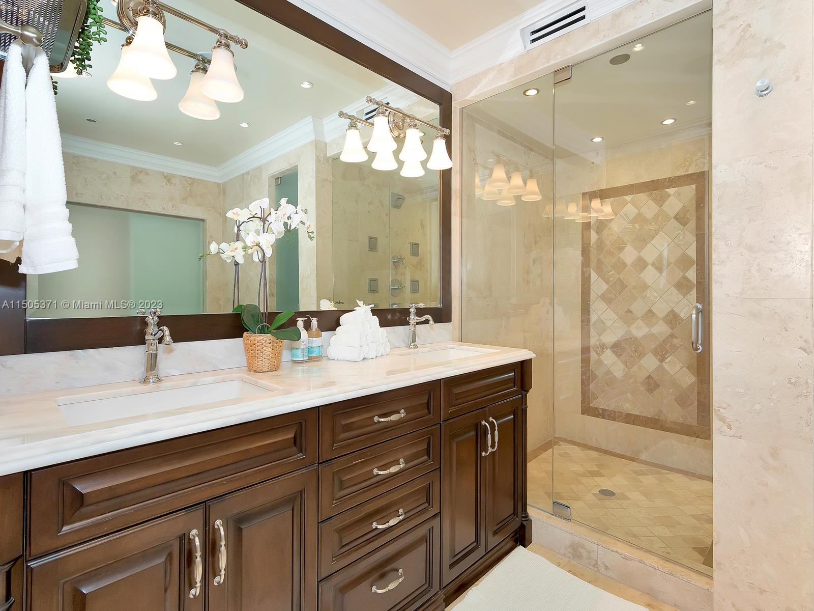 19251 FISHER ISLAND DRIVE Unit: 19251