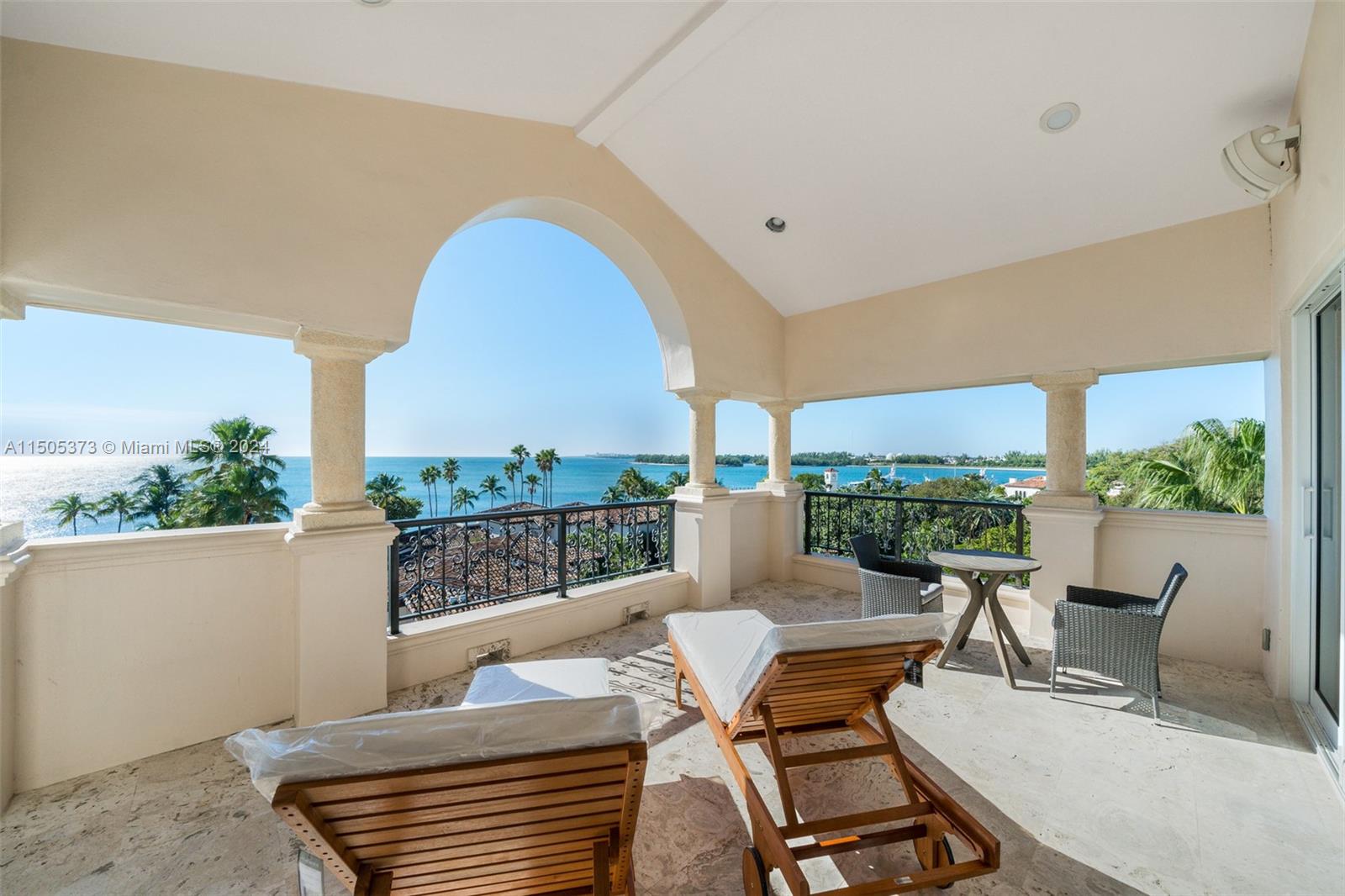 19153 Fisher Island DrPrivate Address