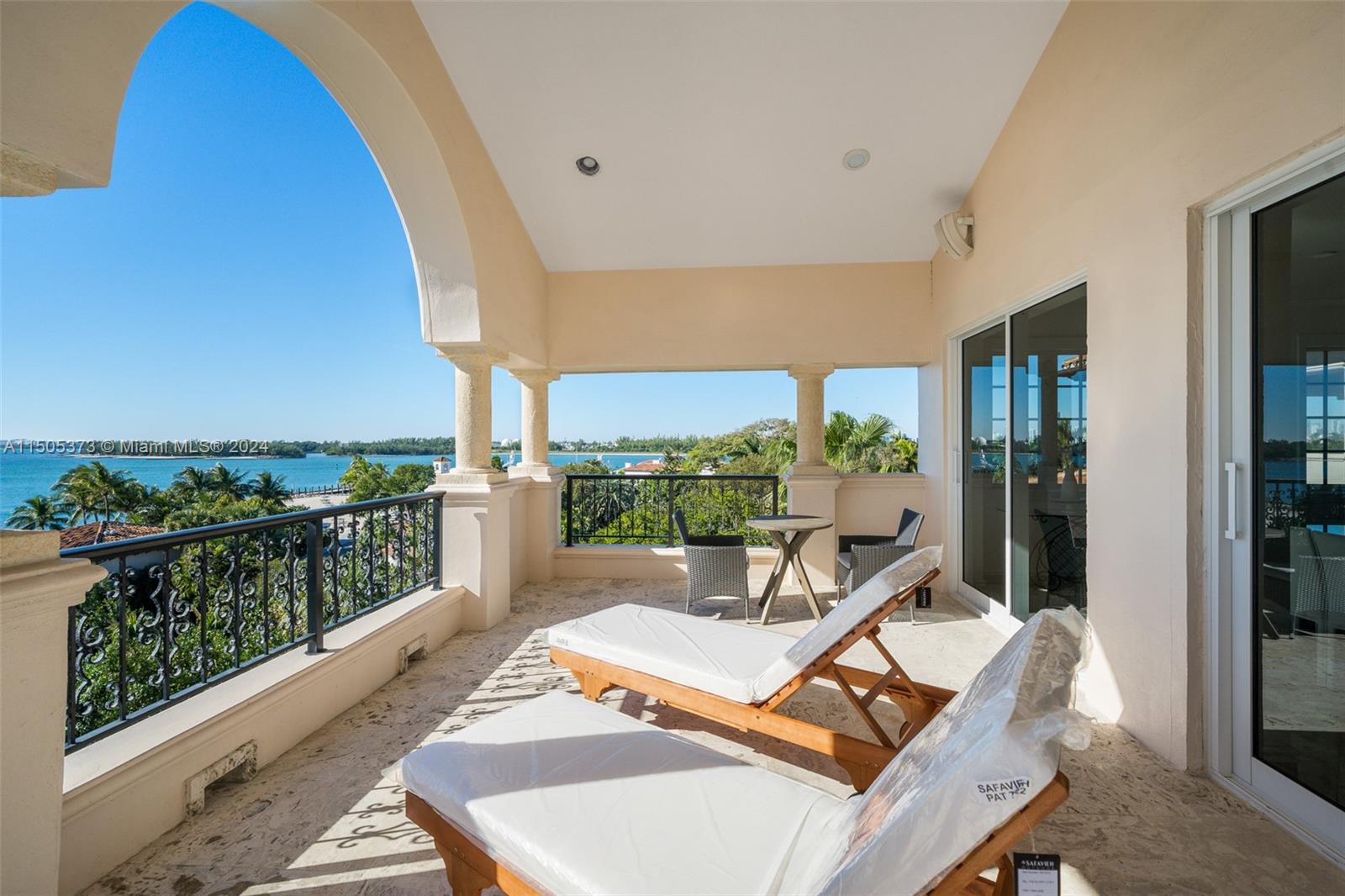19153 Fisher Island DrPrivate Address