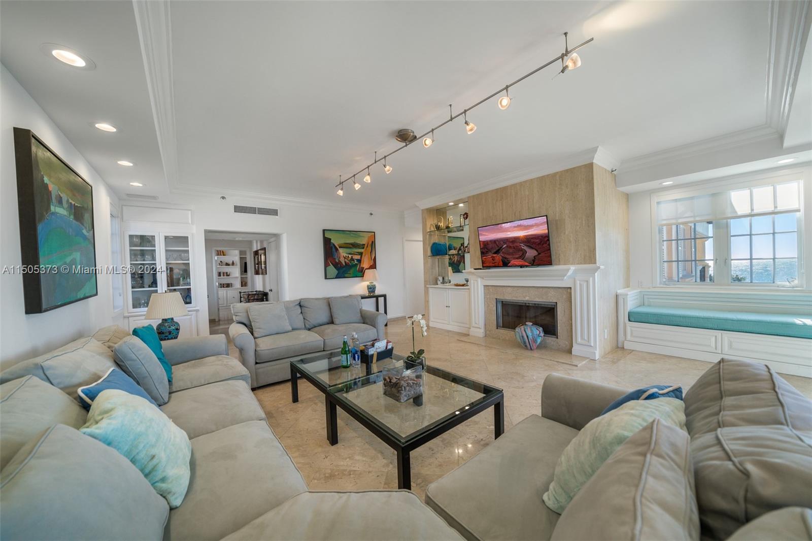 19153 Fisher Island DrPrivate Address