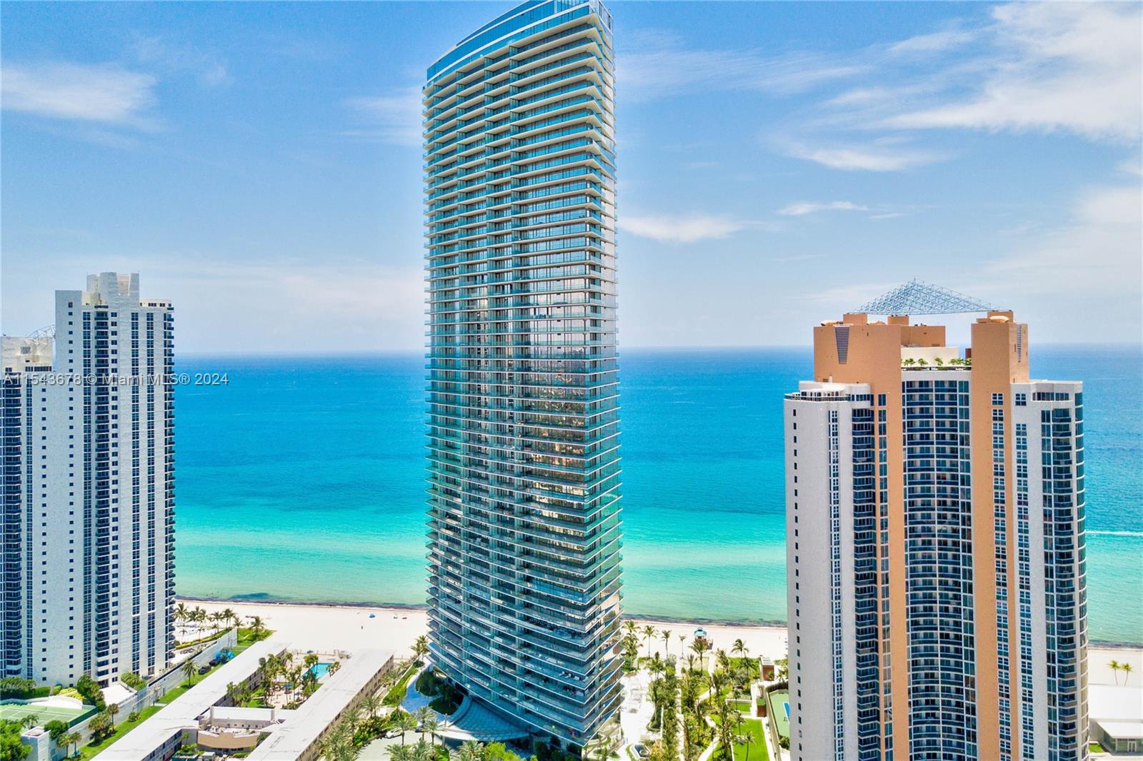 18975 Collins Ave # 3603