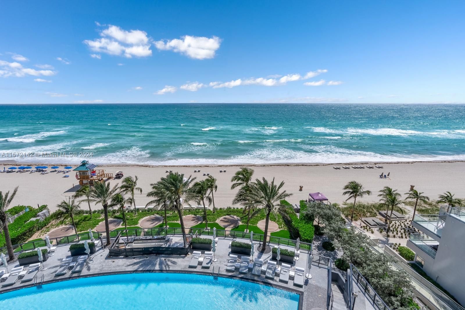 18555 Collins Ave # 701