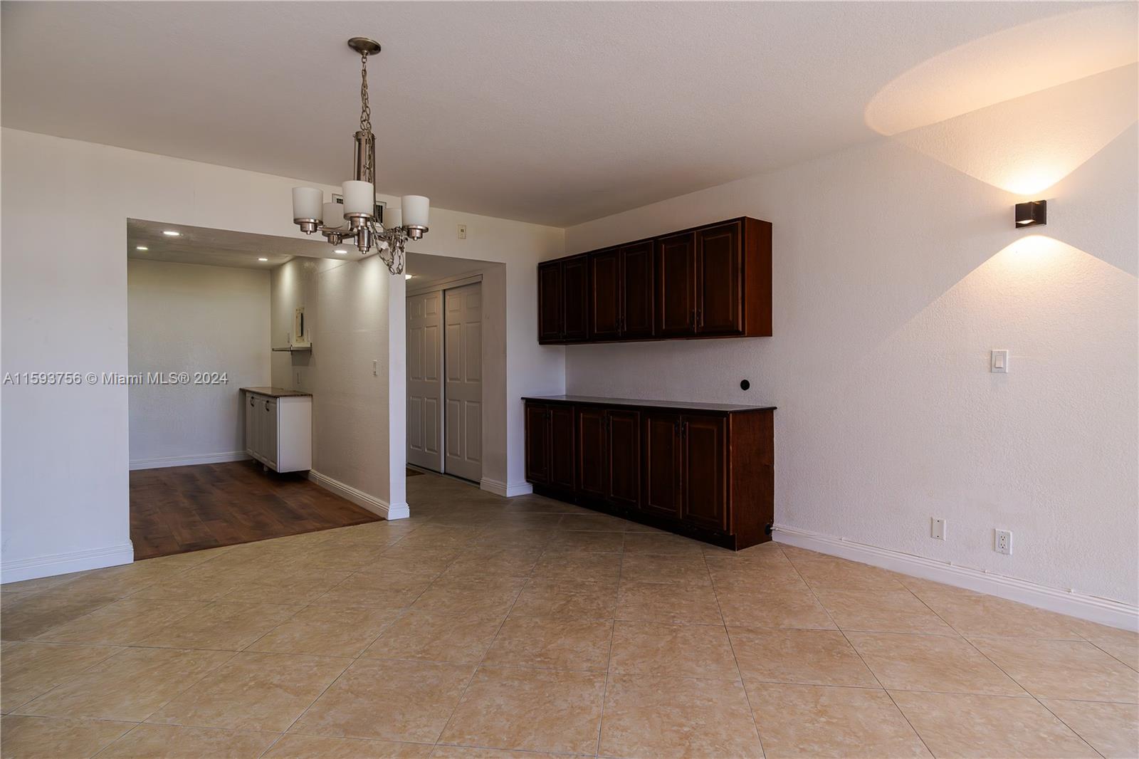 20301 W Country Club Dr # 729