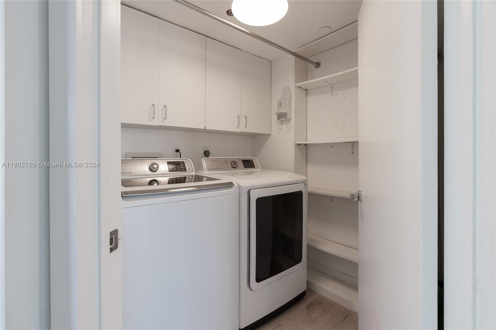3600 Yacht Club Dr # 202
