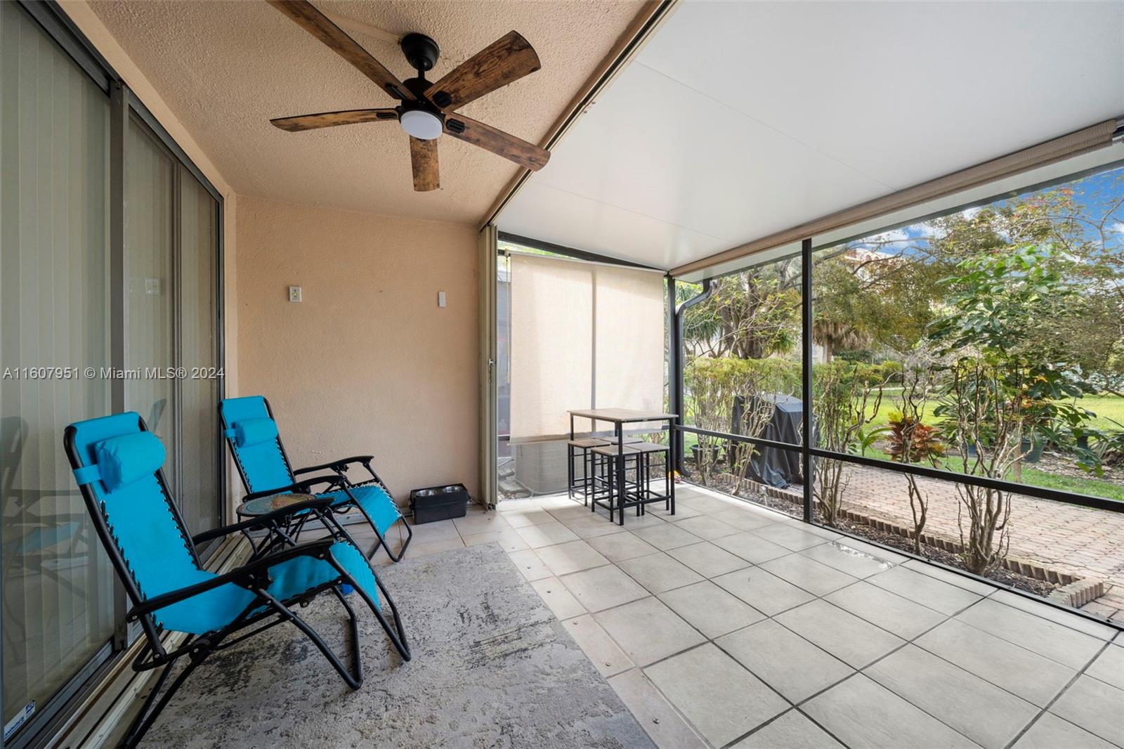 1001 Three Islands Blvd # 27