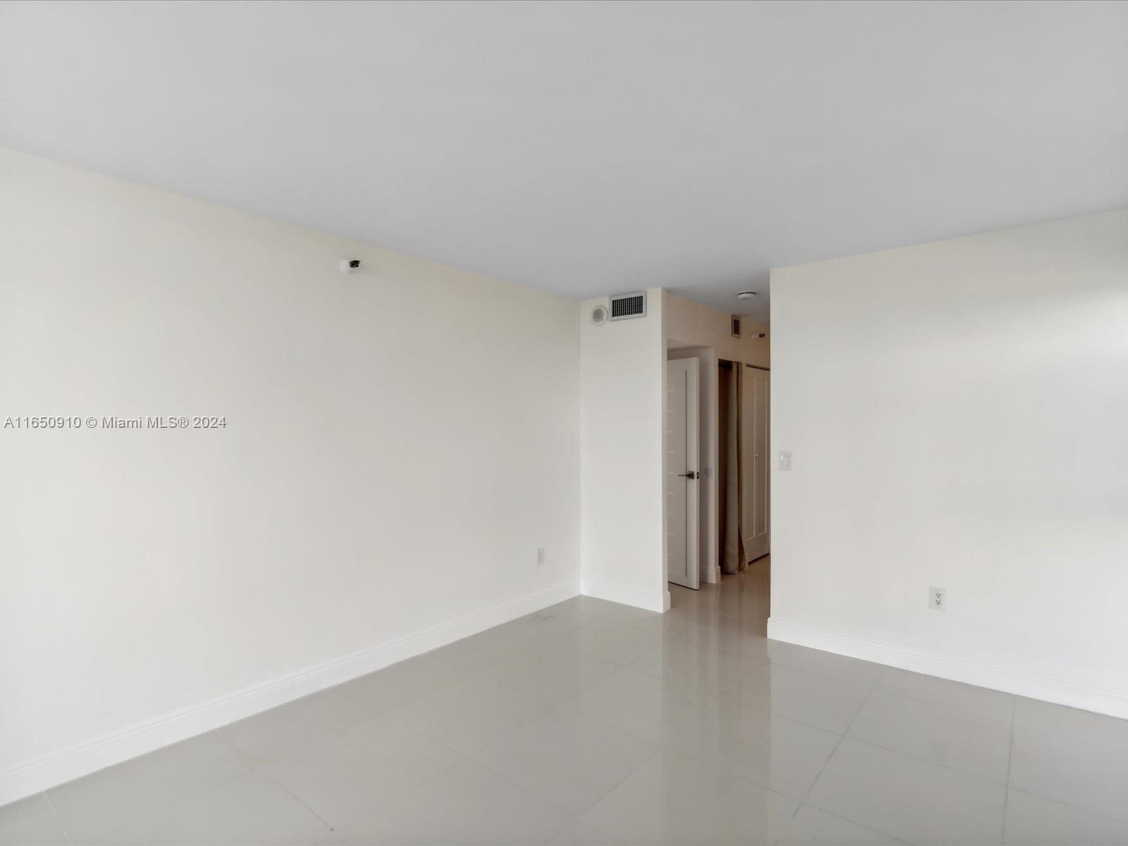 20515 E Country Club Dr # 2144