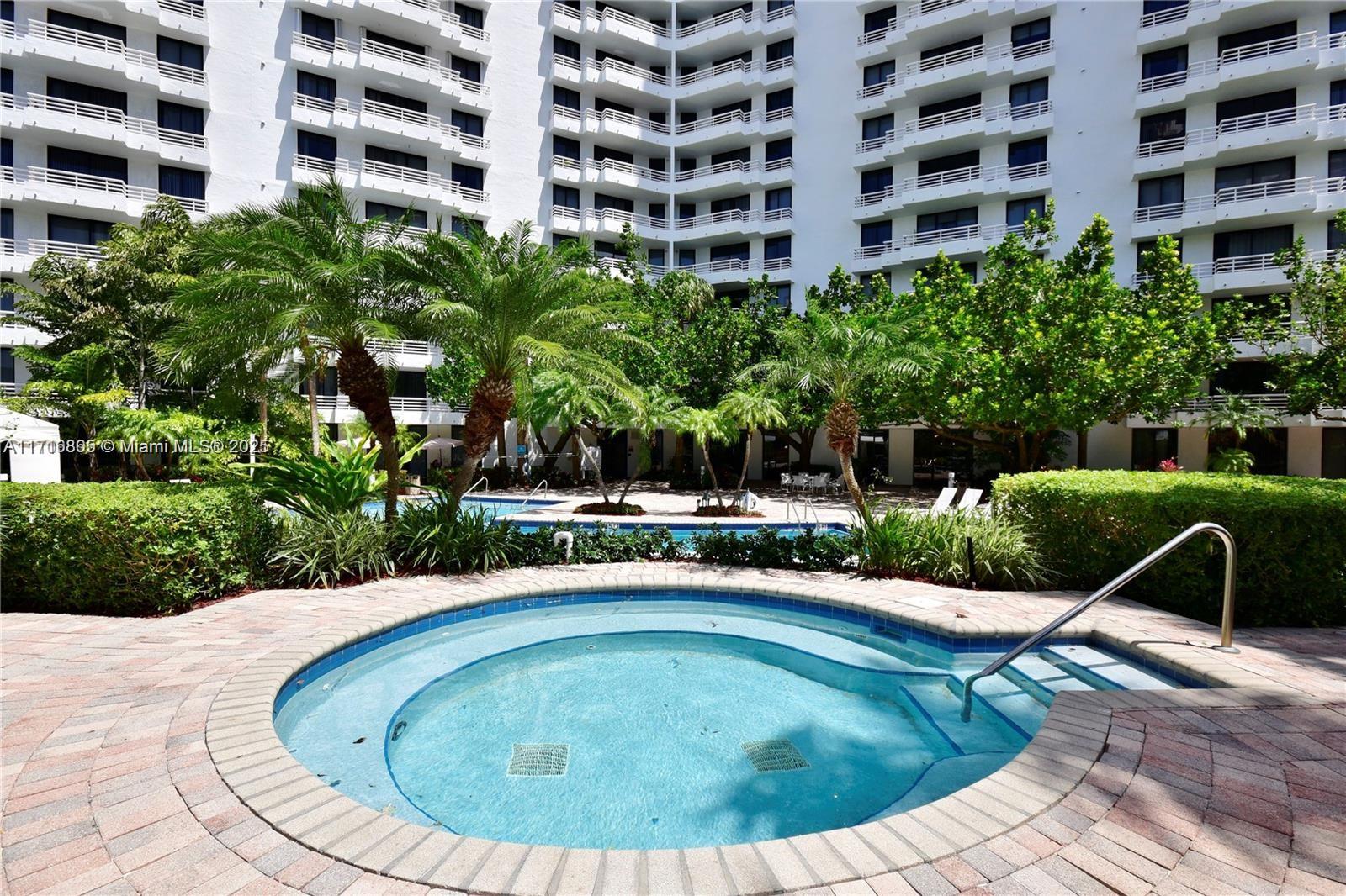3300 NE 192nd St Unit: LP11