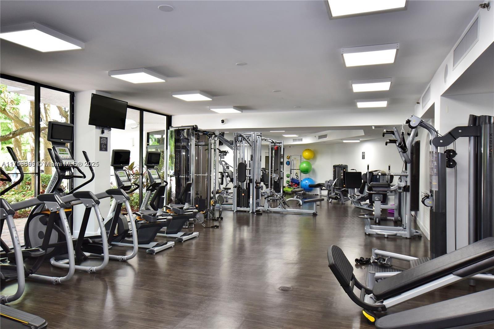 3300 NE 192nd St Unit: LP11