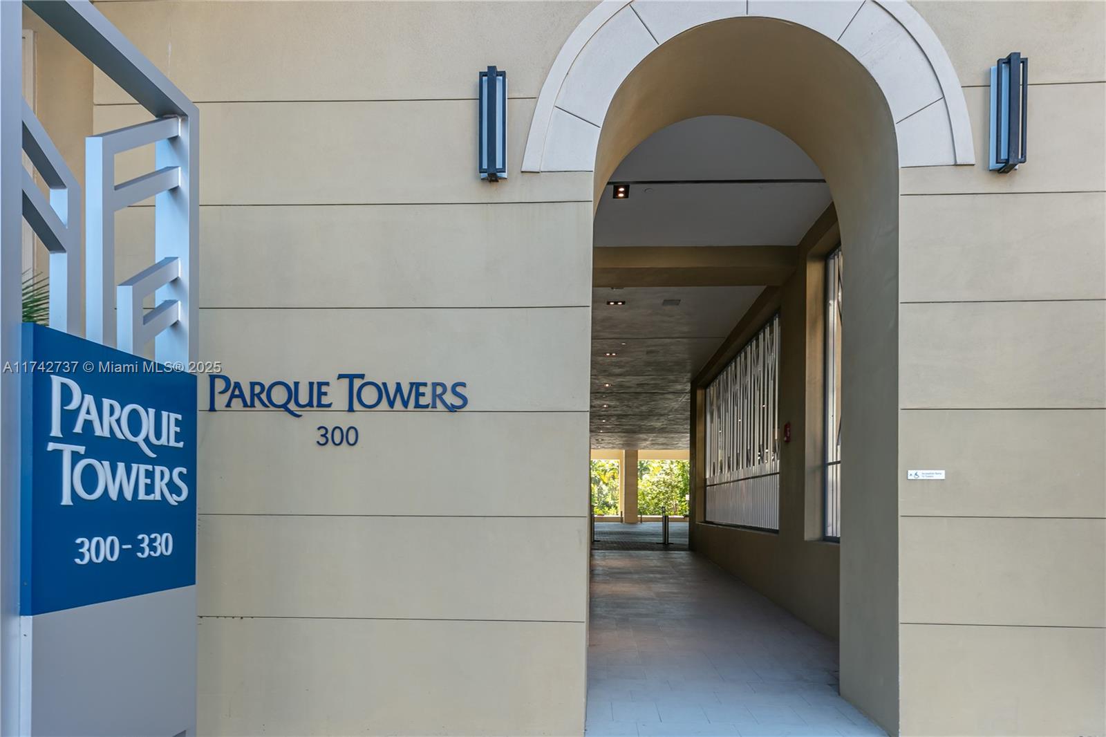 300 Sunny Isles Blvd # 1607 Unit: 4-1607