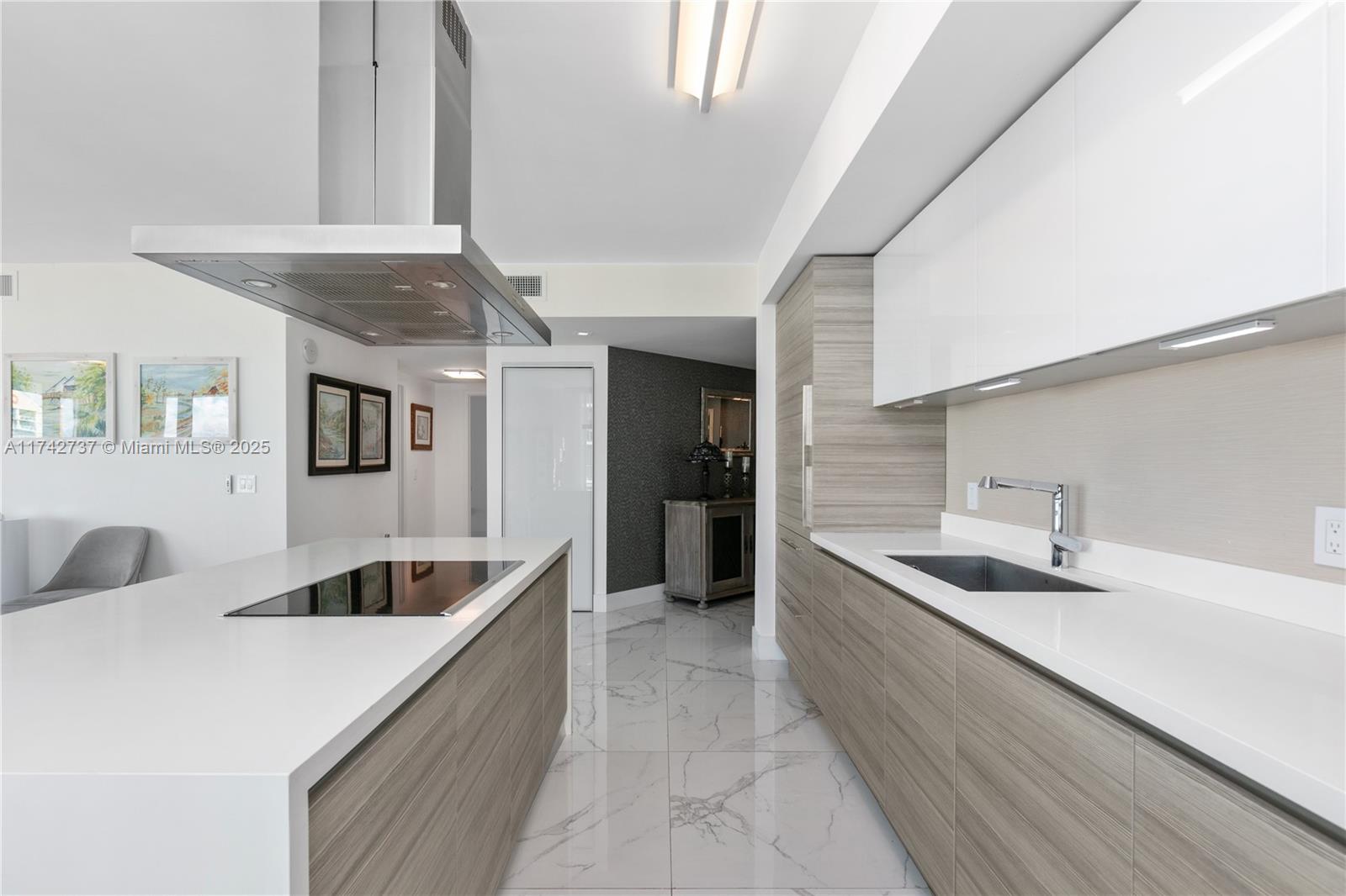 300 Sunny Isles Blvd # 1607 Unit: 4-1607