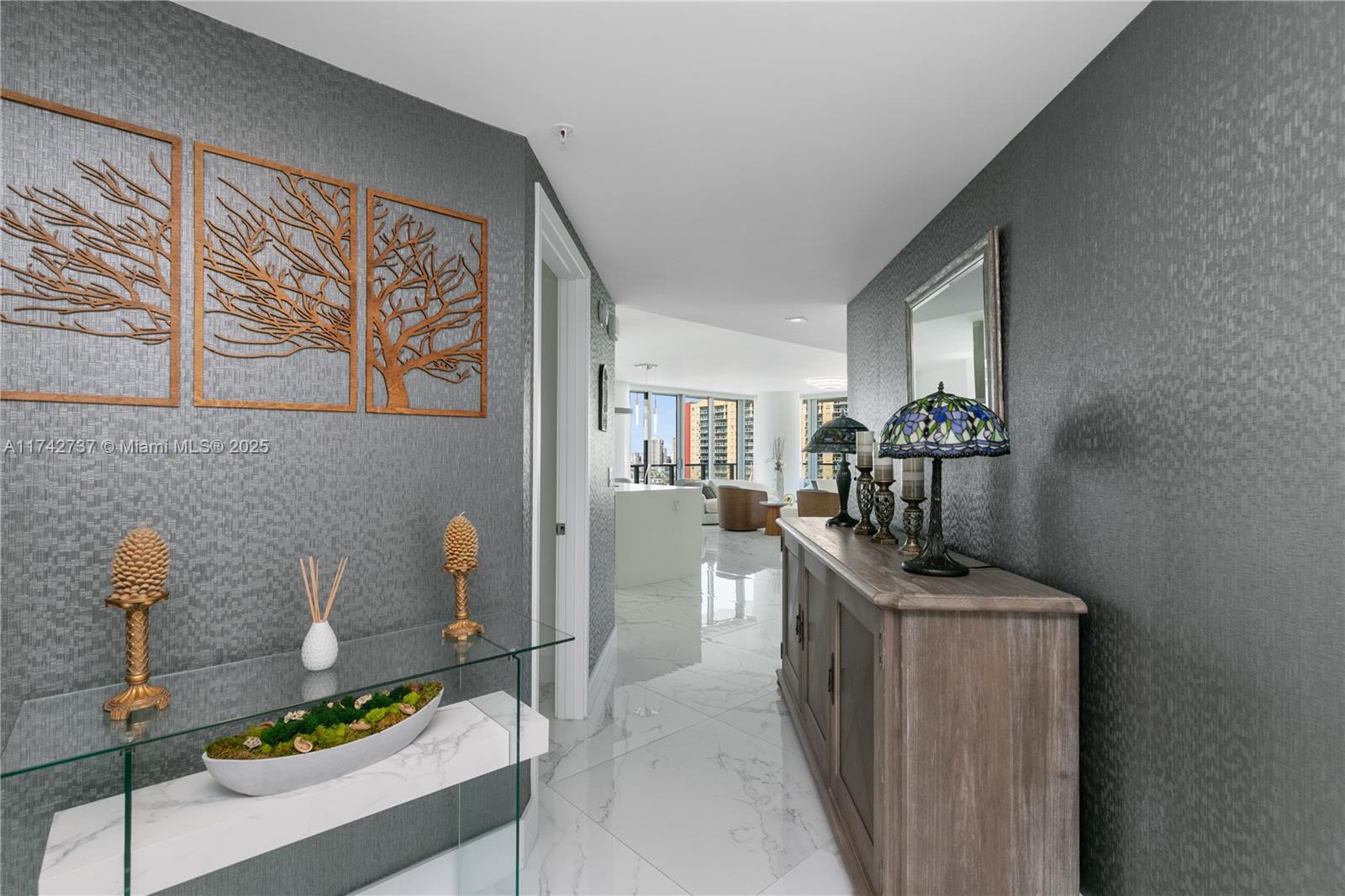 300 Sunny Isles Blvd # 1607 Unit: 4-1607