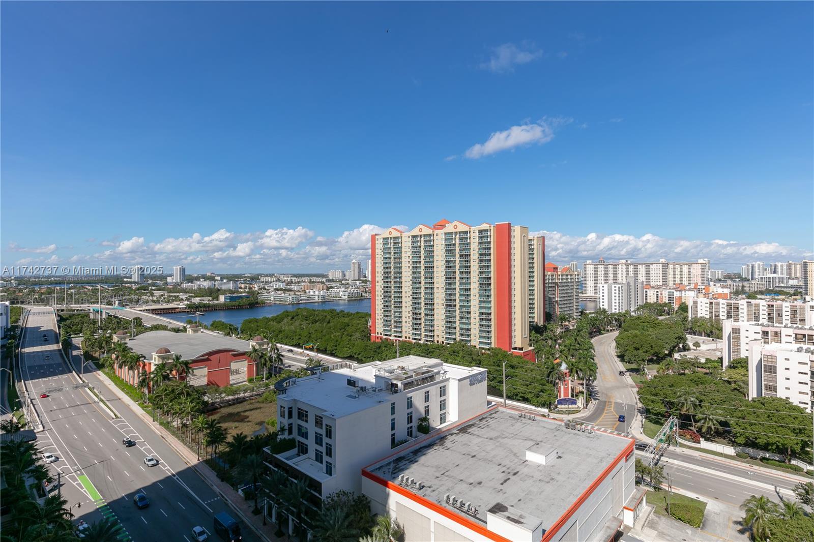 300 Sunny Isles Blvd # 1607 Unit: 4-1607