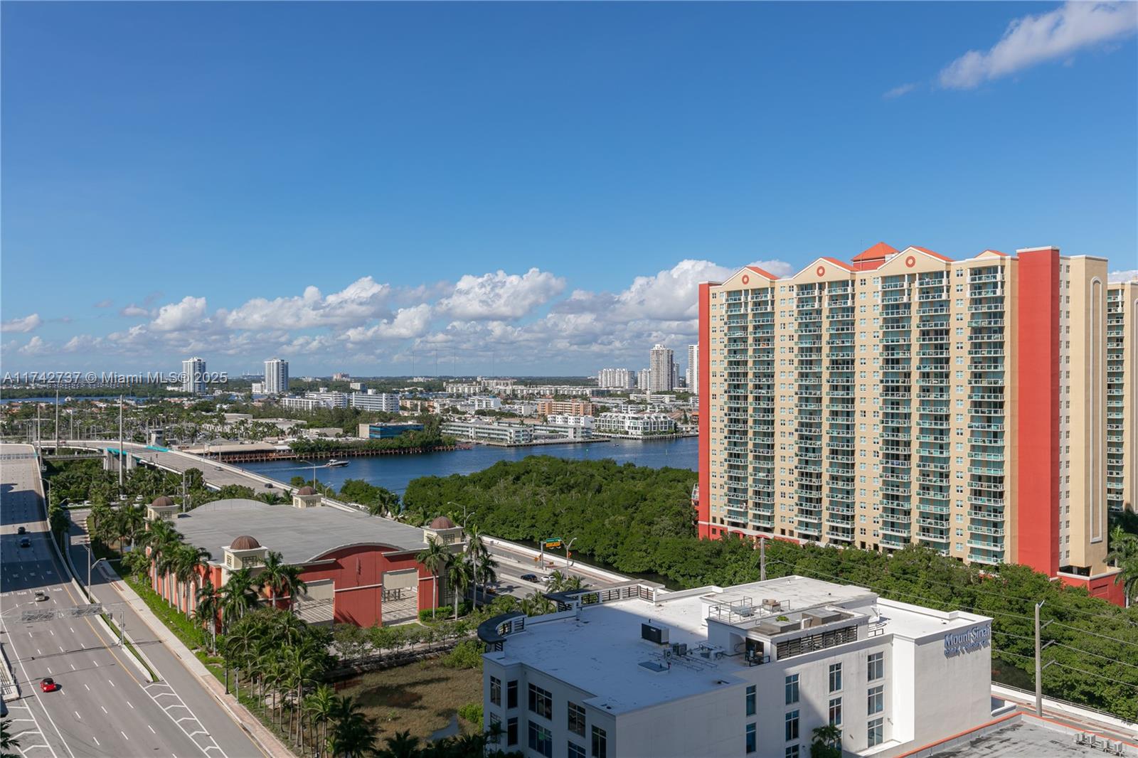300 Sunny Isles Blvd # 1607 Unit: 4-1607