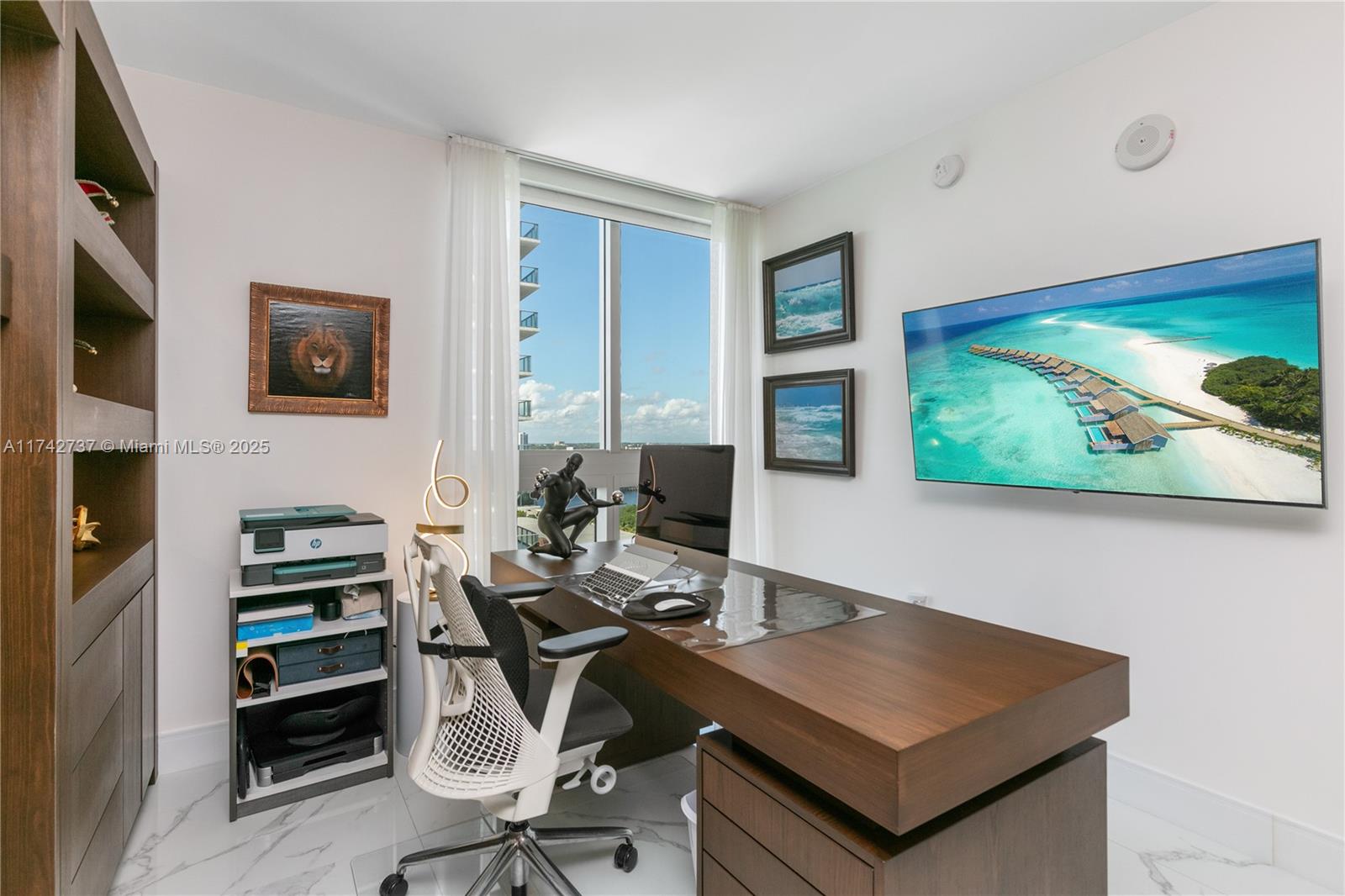 300 Sunny Isles Blvd # 1607 Unit: 4-1607