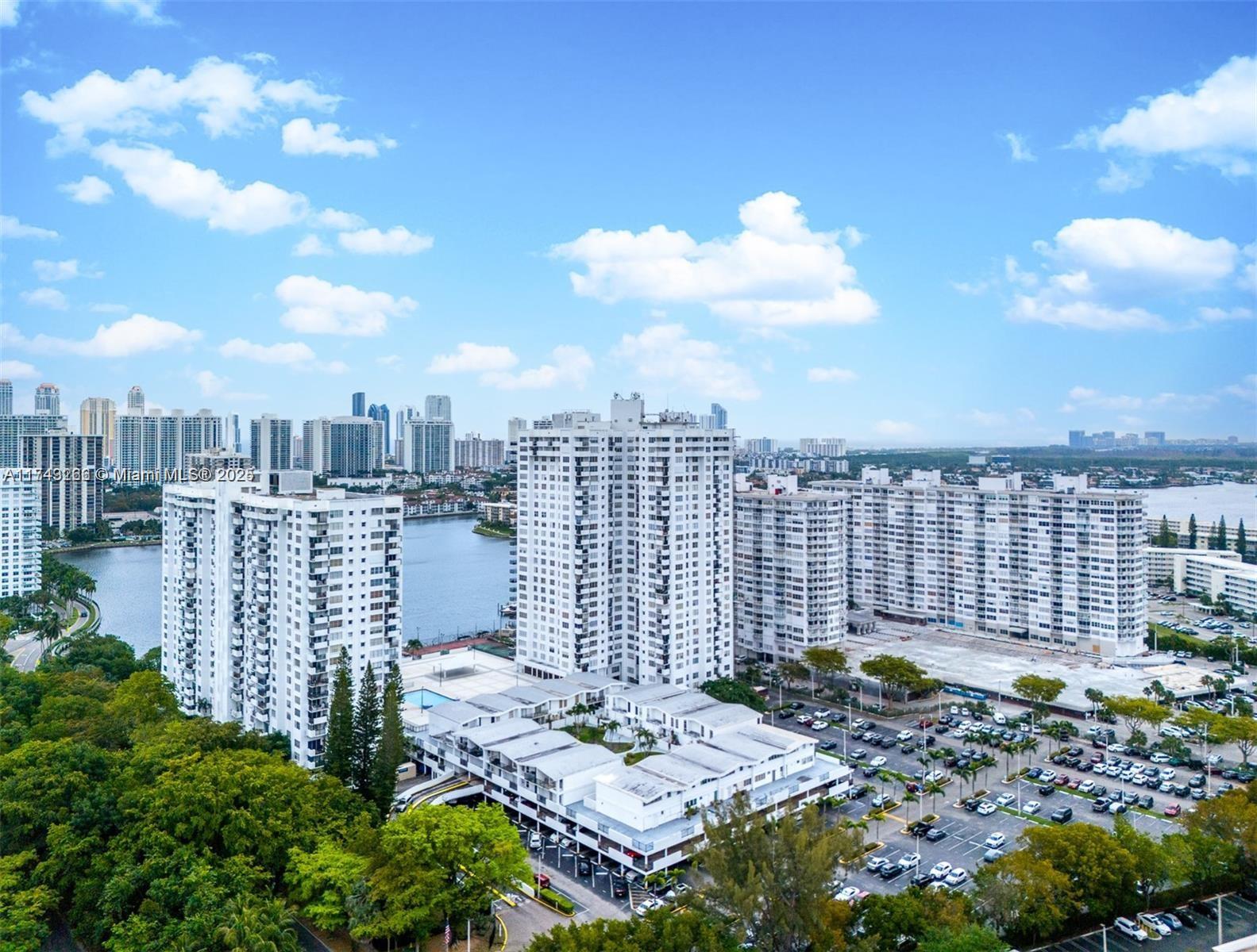 2750 NE 183rd St # 2003