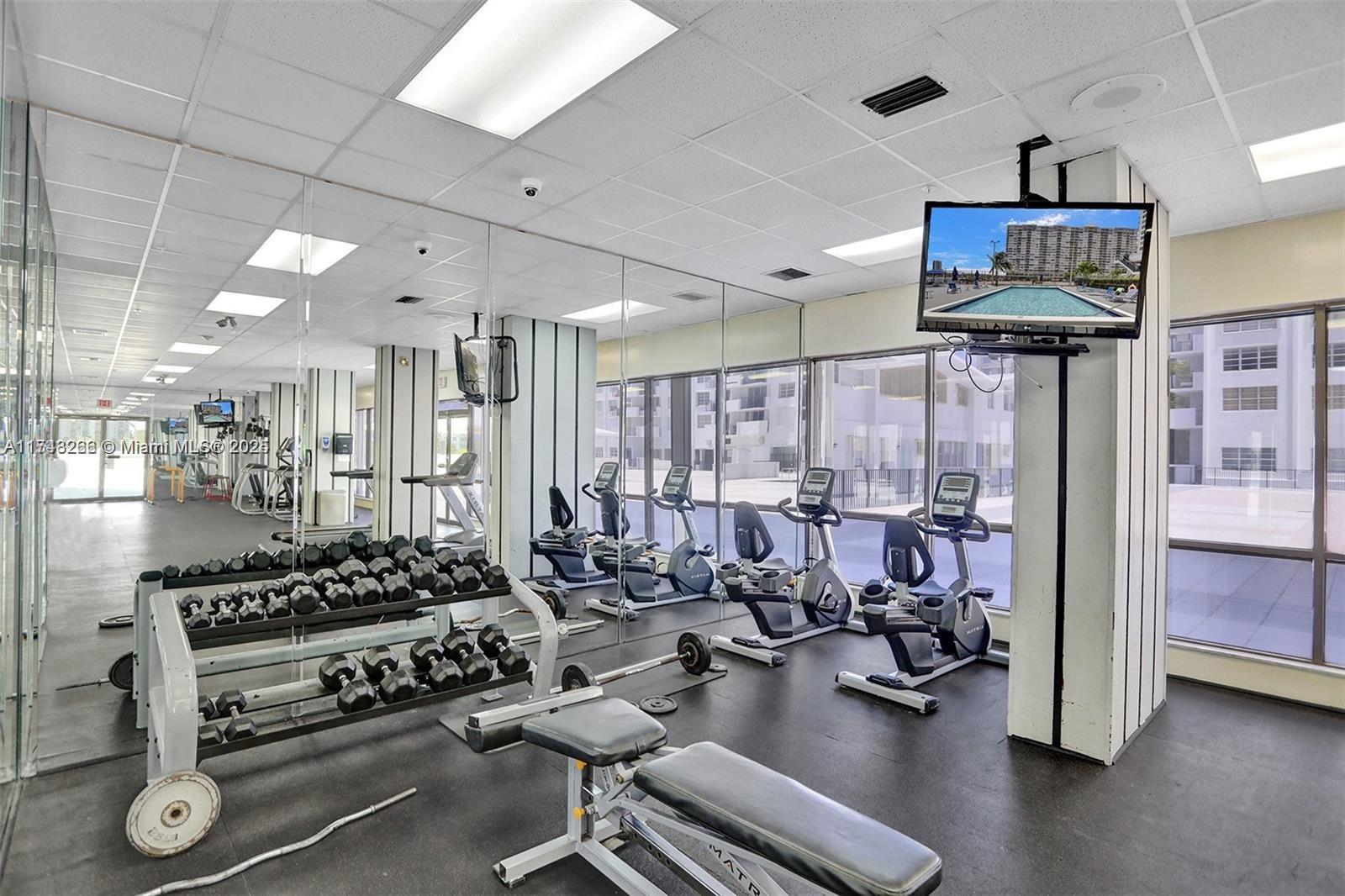 2750 NE 183rd St # 2003