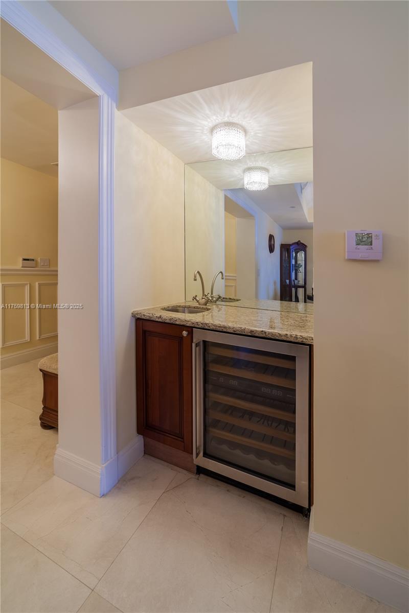 17875 Collins Ave # 4302