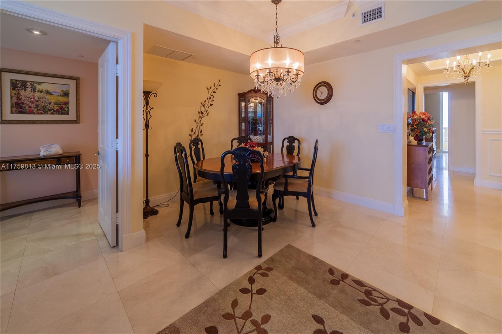 17875 Collins Ave # 4302