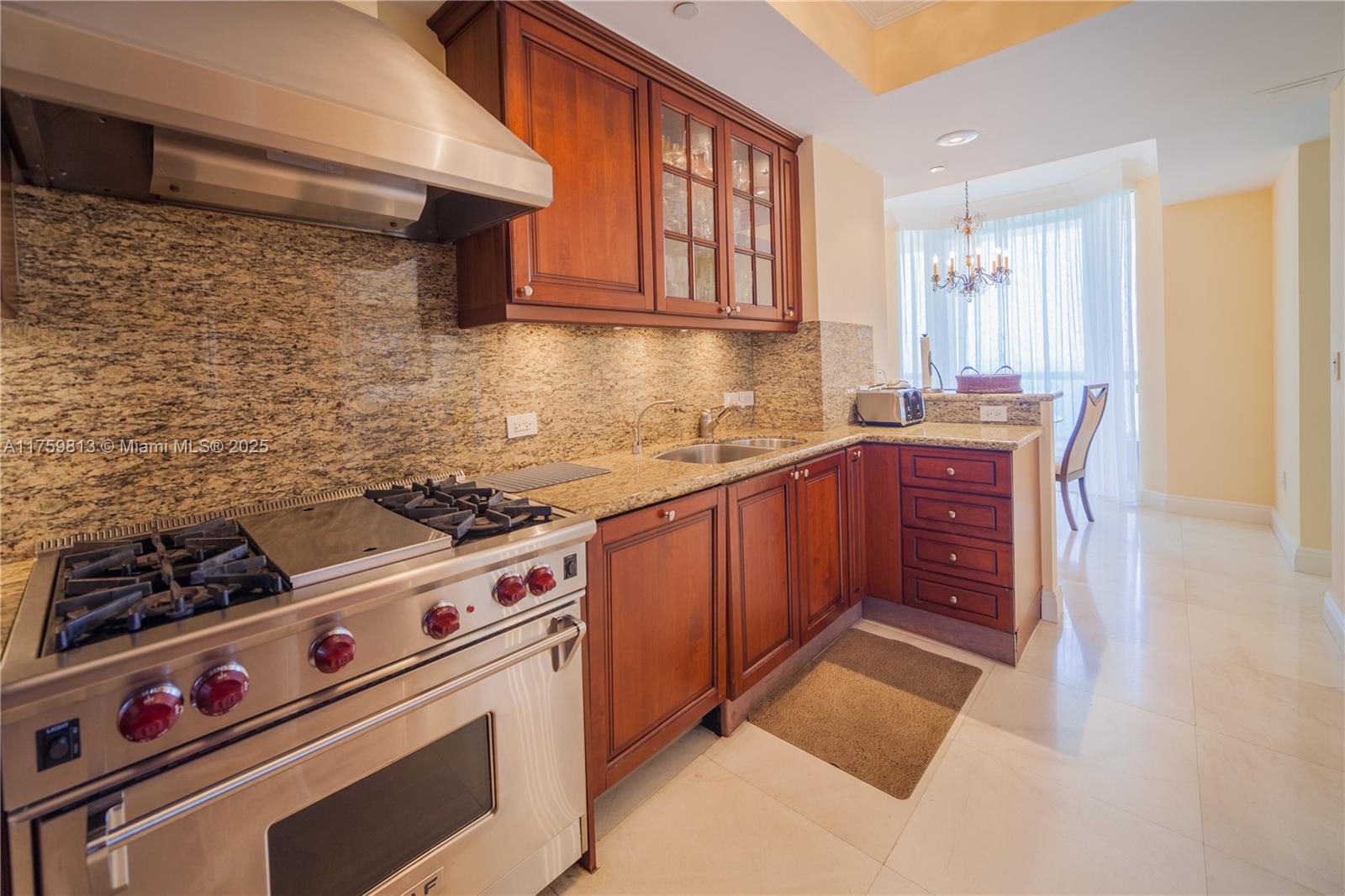 17875 Collins Ave # 4302