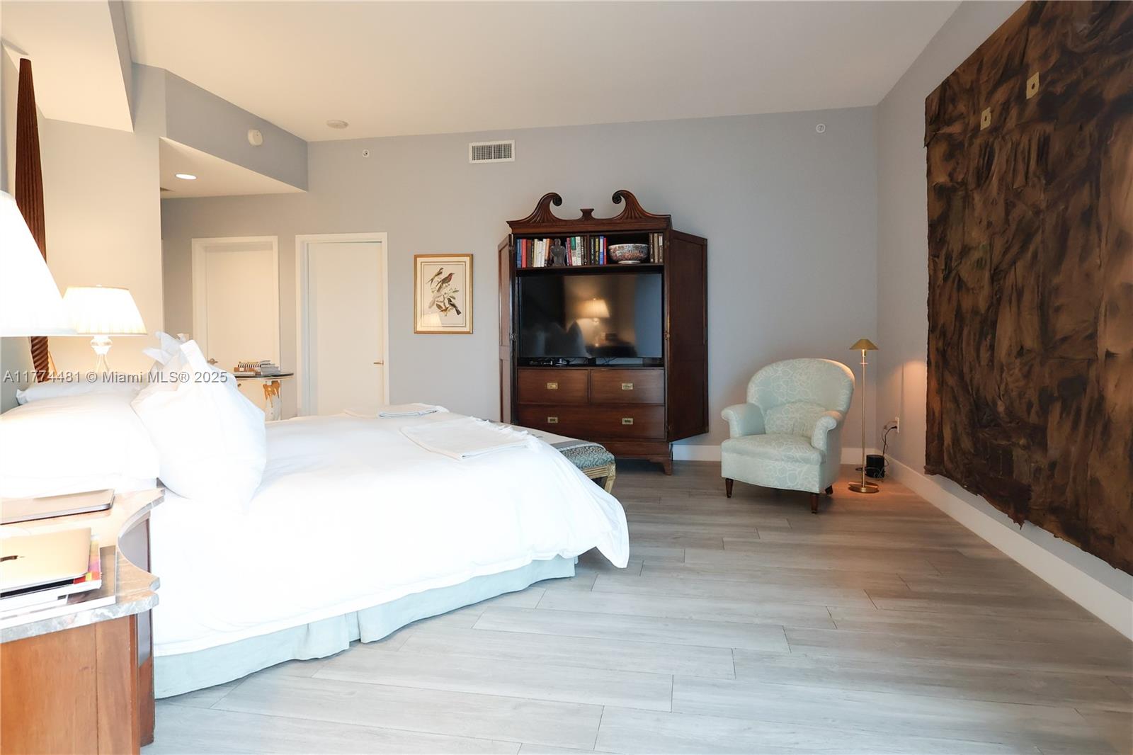 17301 Biscayne Blvd Unit: LPH4