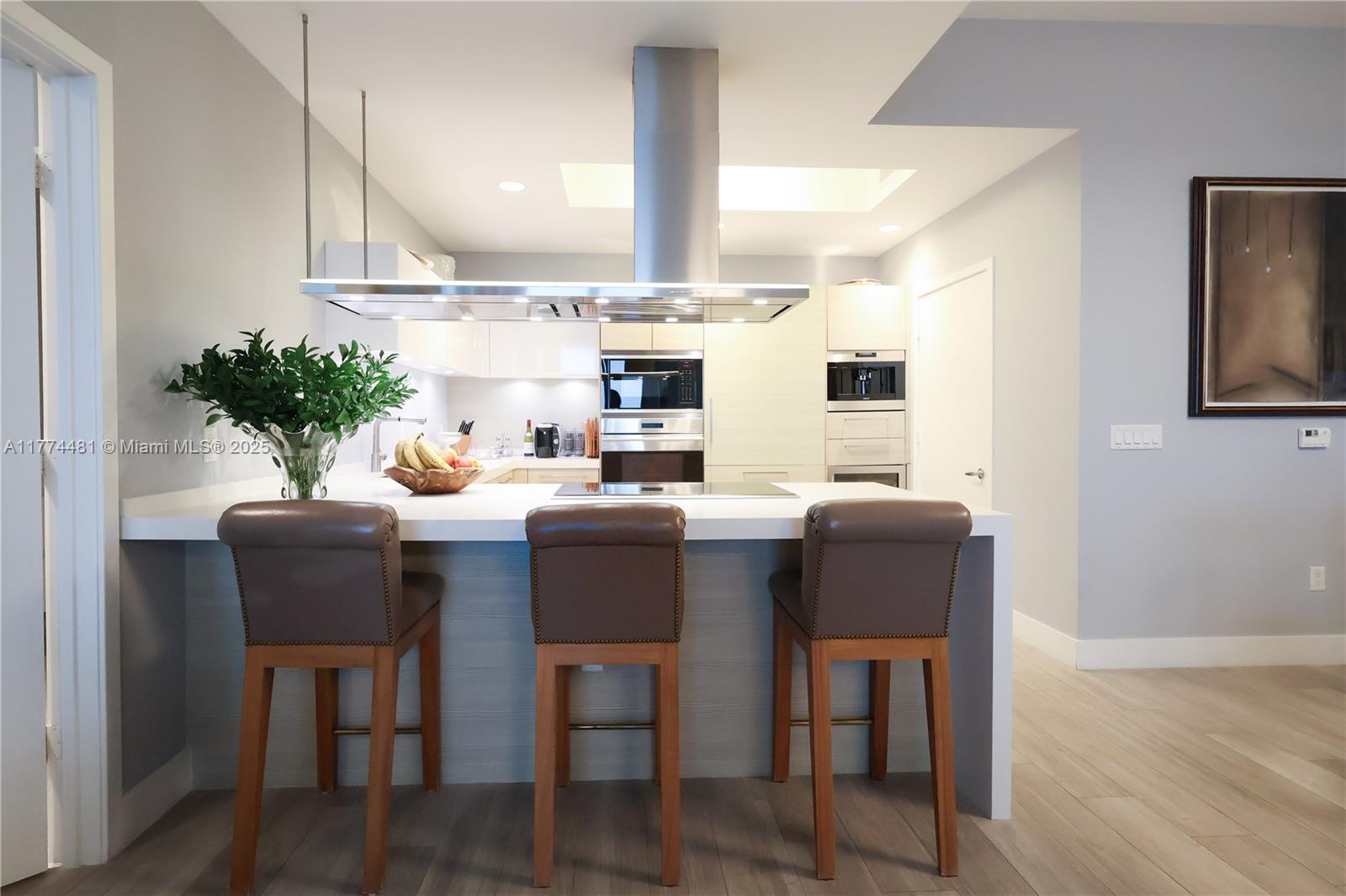 17301 Biscayne Blvd Unit: LPH4