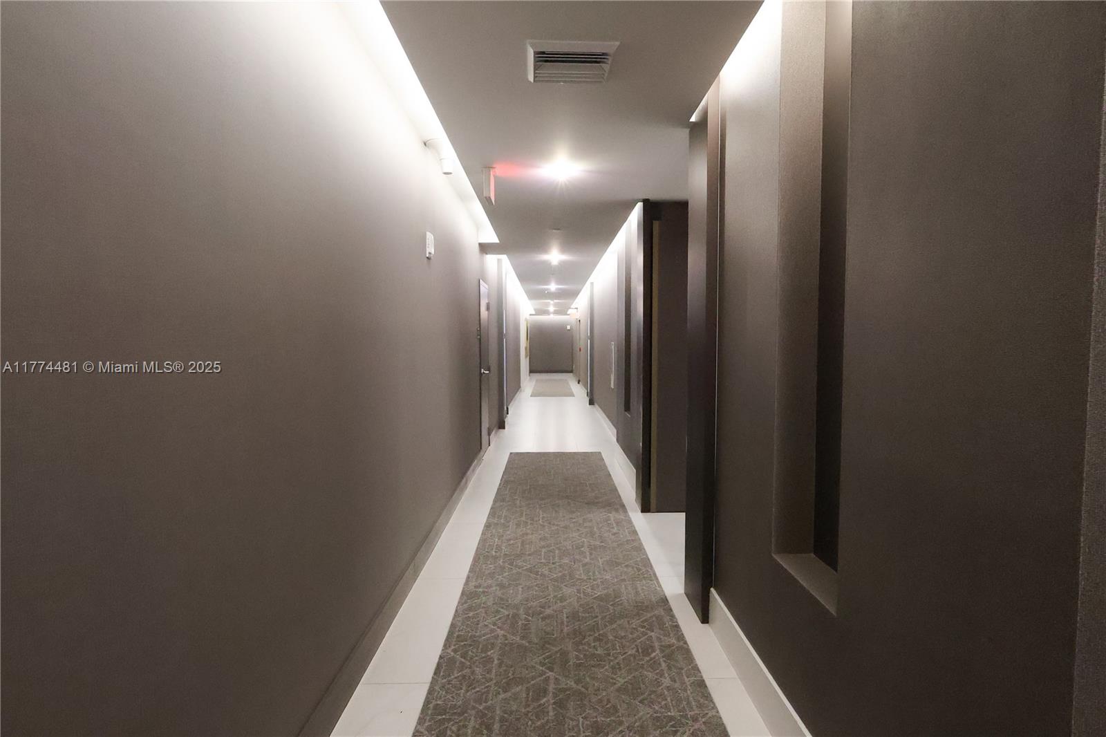 17301 Biscayne Blvd Unit: LPH4