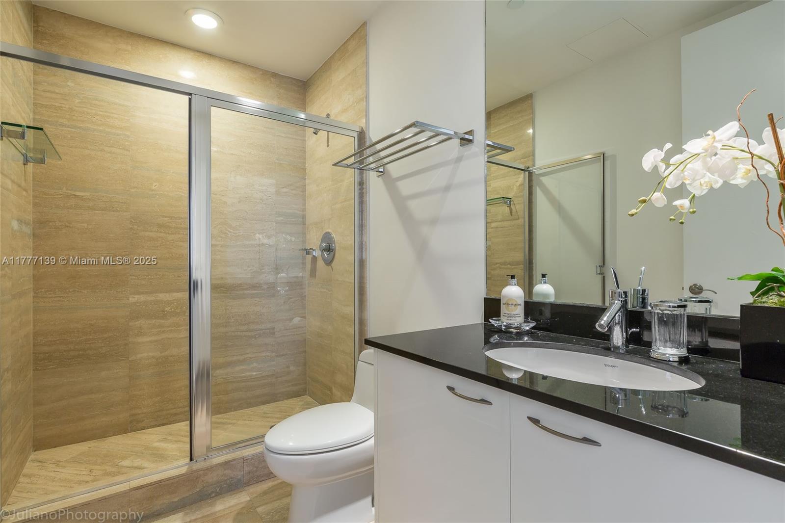 15811 Collins Ave # 1105