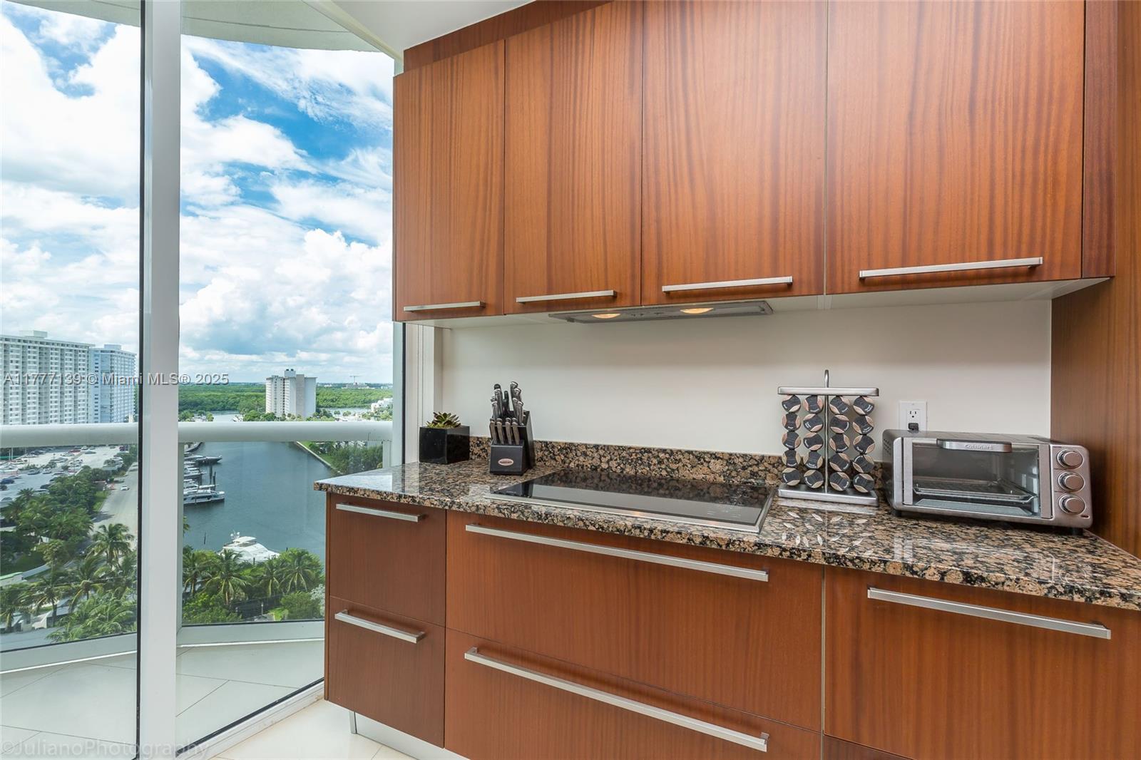 15811 Collins Ave # 1105