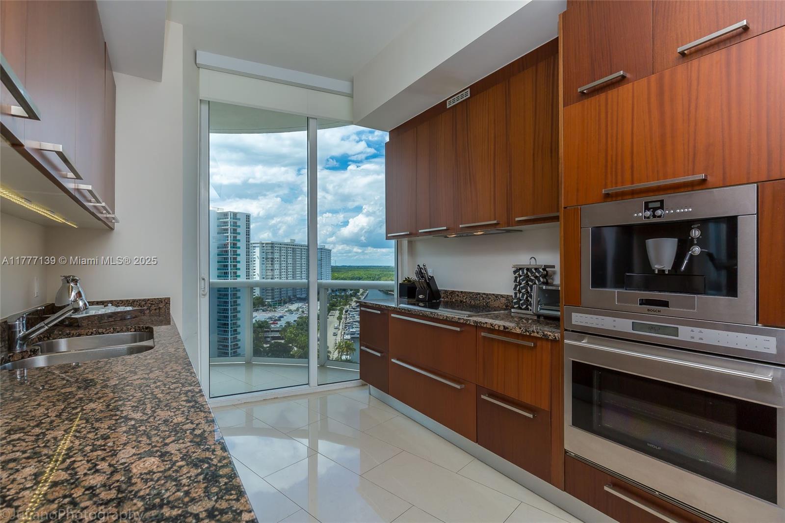 15811 Collins Ave # 1105