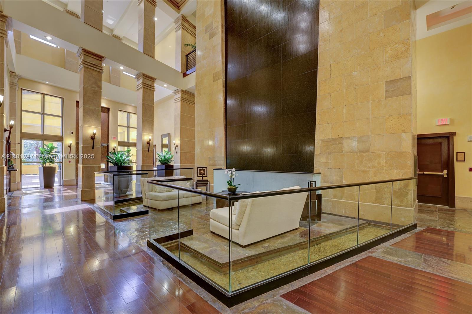 16275 Collins Ave # 2002