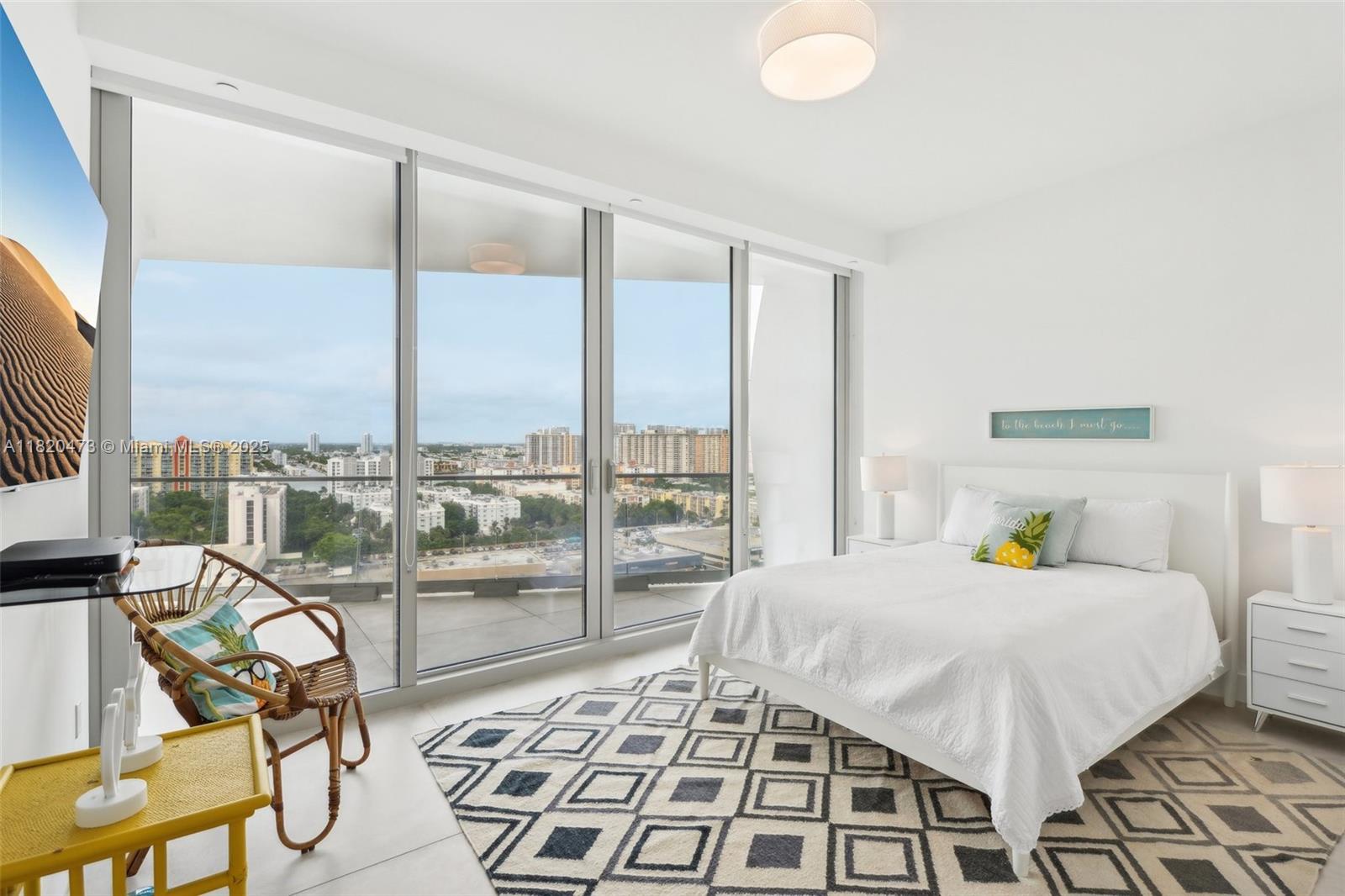 16901 Collins Ave # 1603