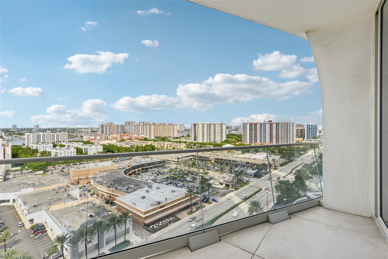 16901 Collins Ave # 1603