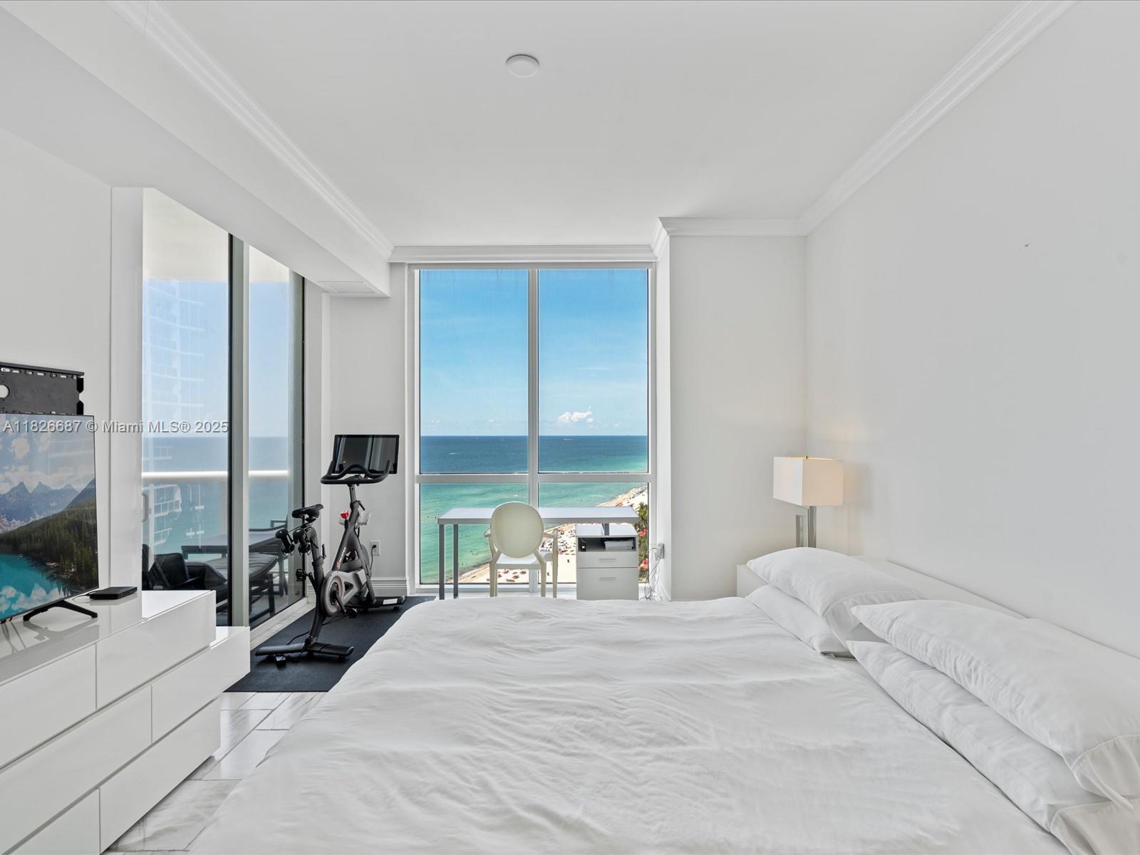18101 Collins Ave # 1904