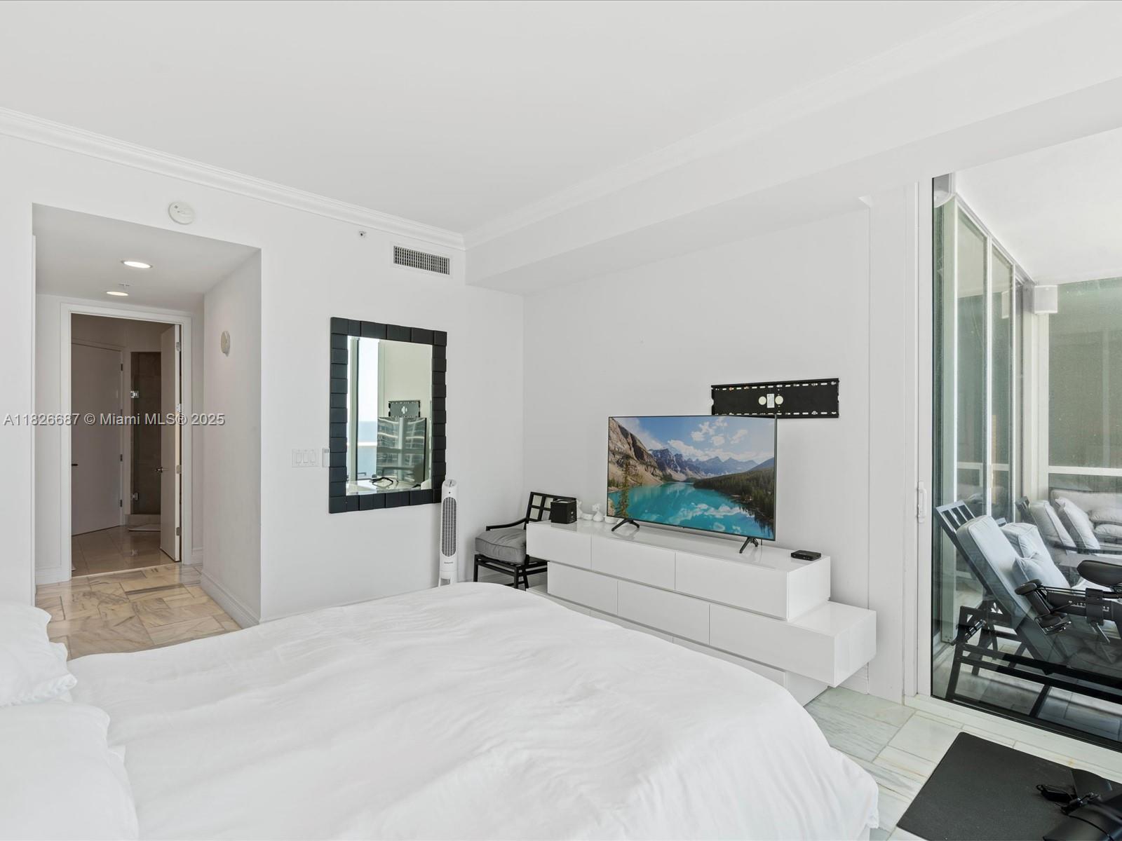 18101 Collins Ave # 1904