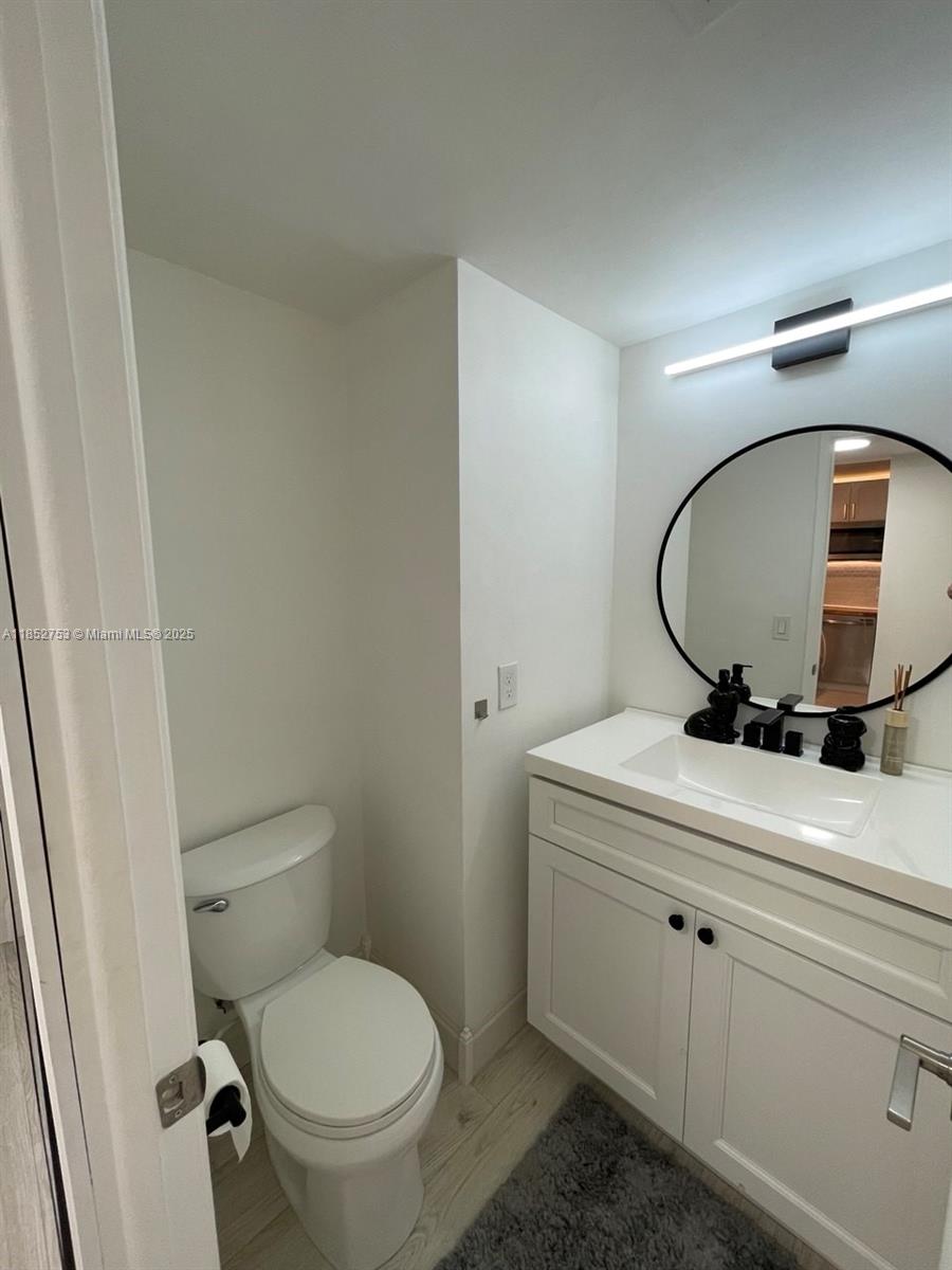 2801 NE 183rd street # 1611W