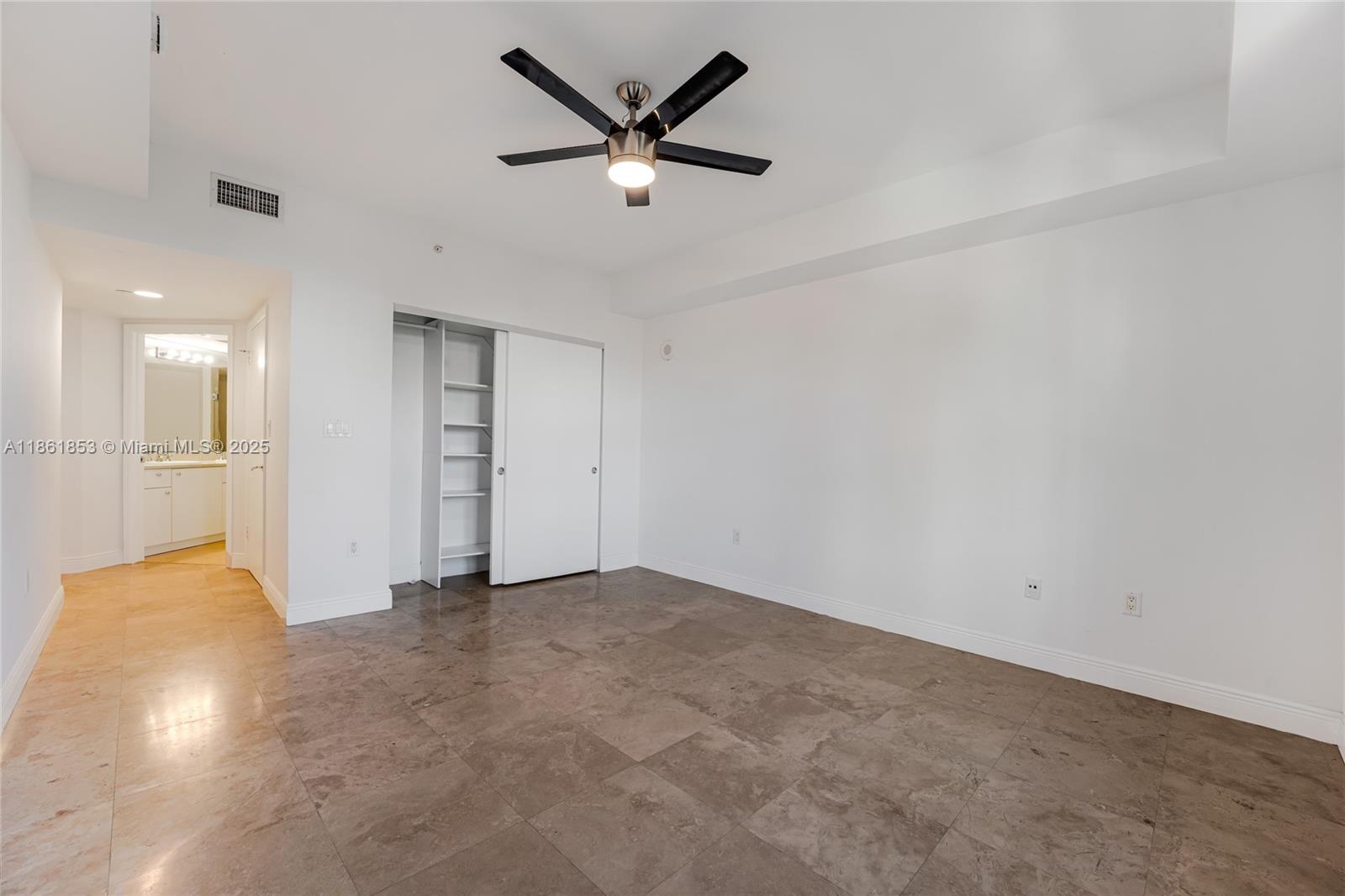 19900 E Country Club Dr # 612