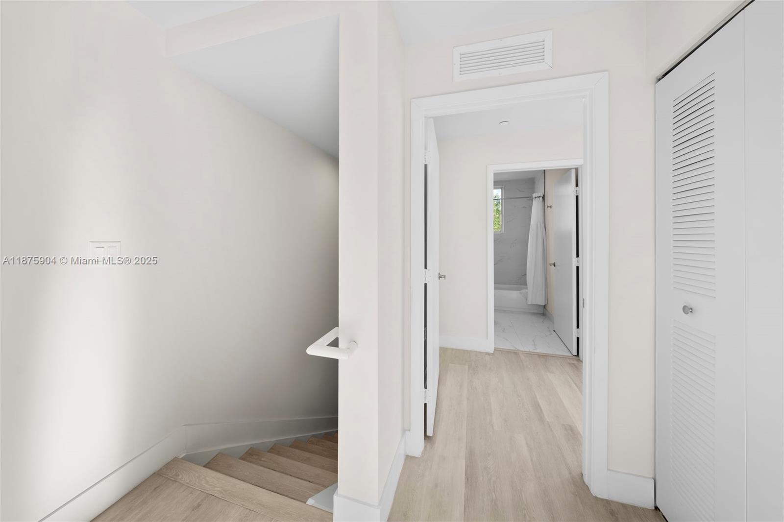 2555 NE 193rd St # 2201