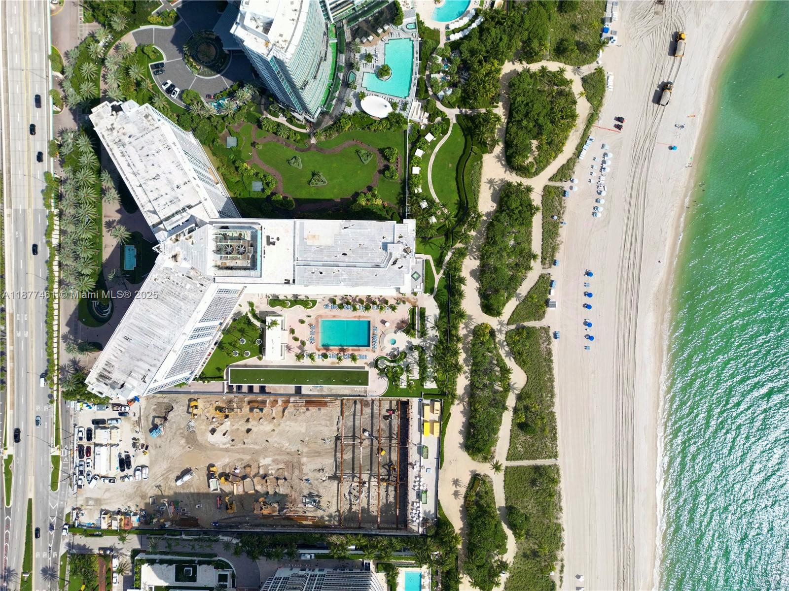 10275 Collins Ave # 323