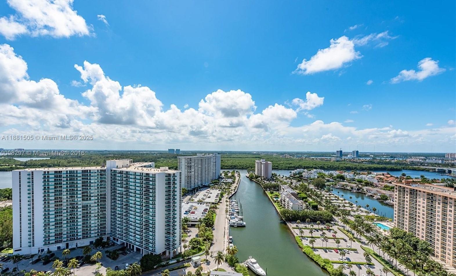 15811 Collins Ave # 3205