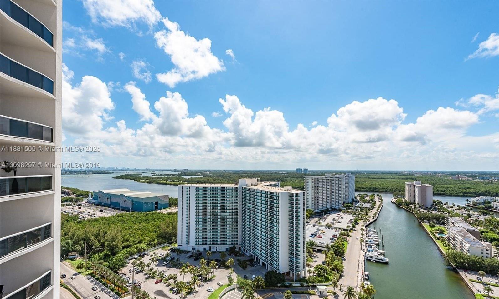 15811 Collins Ave # 3205