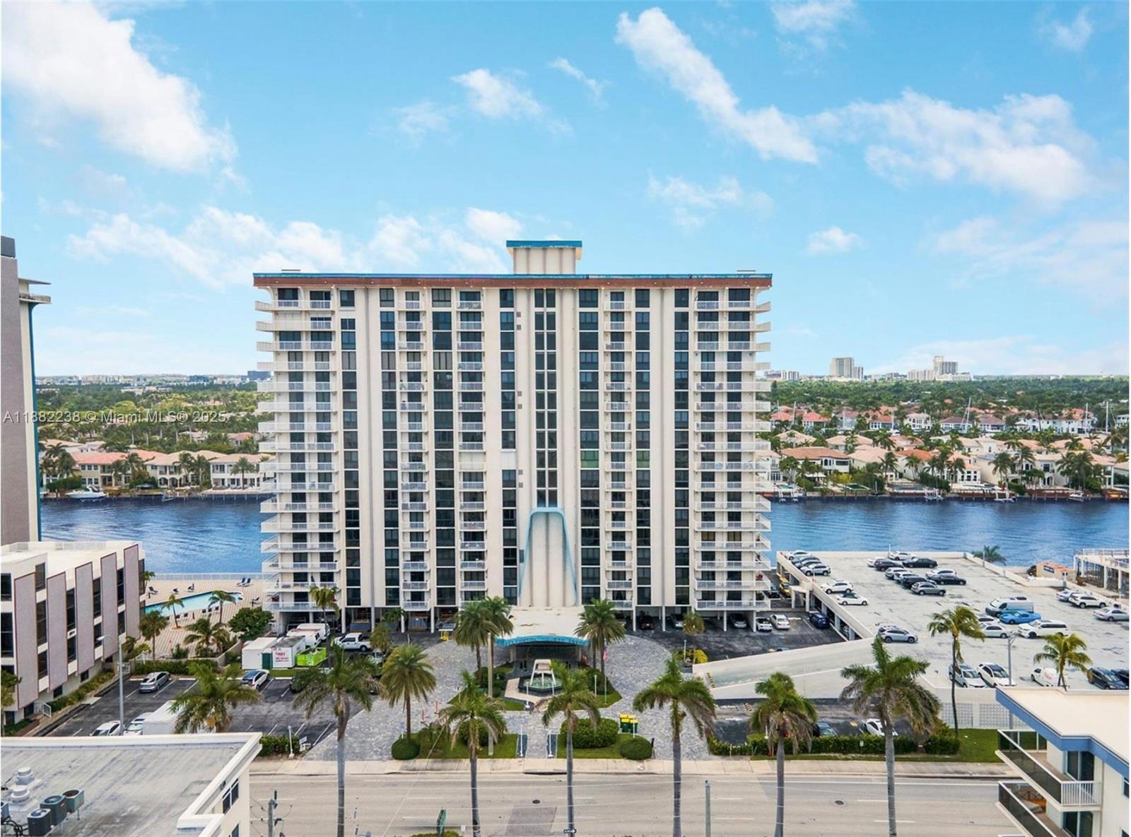 1500 S Ocean Dr # 3G