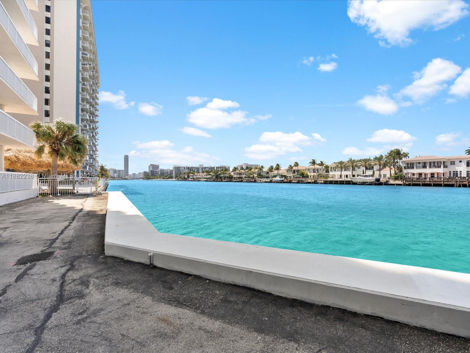 1500 S Ocean Dr # 3G