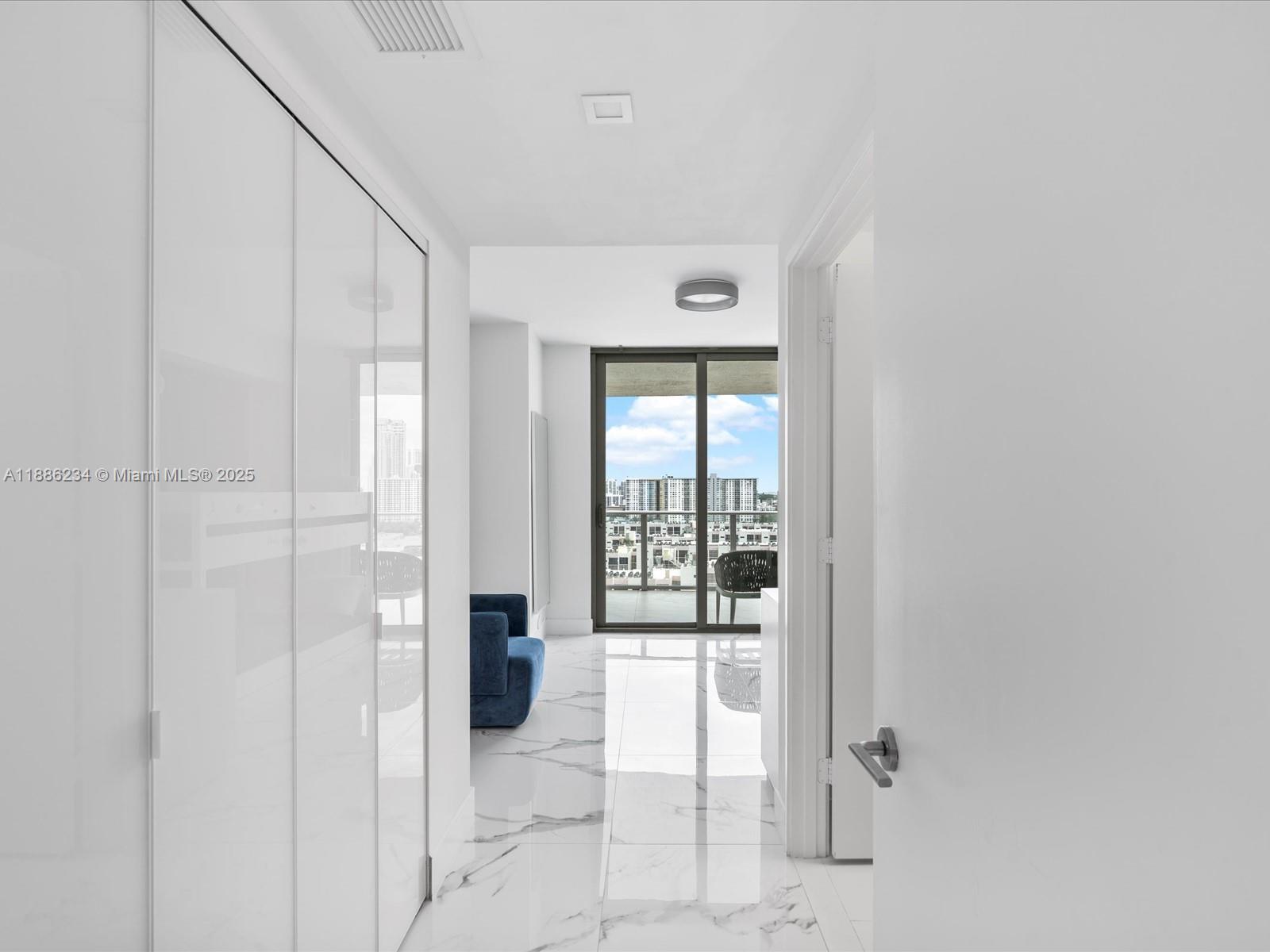 300 Sunny Isles Blvd # 1601 Unit: 4-1601