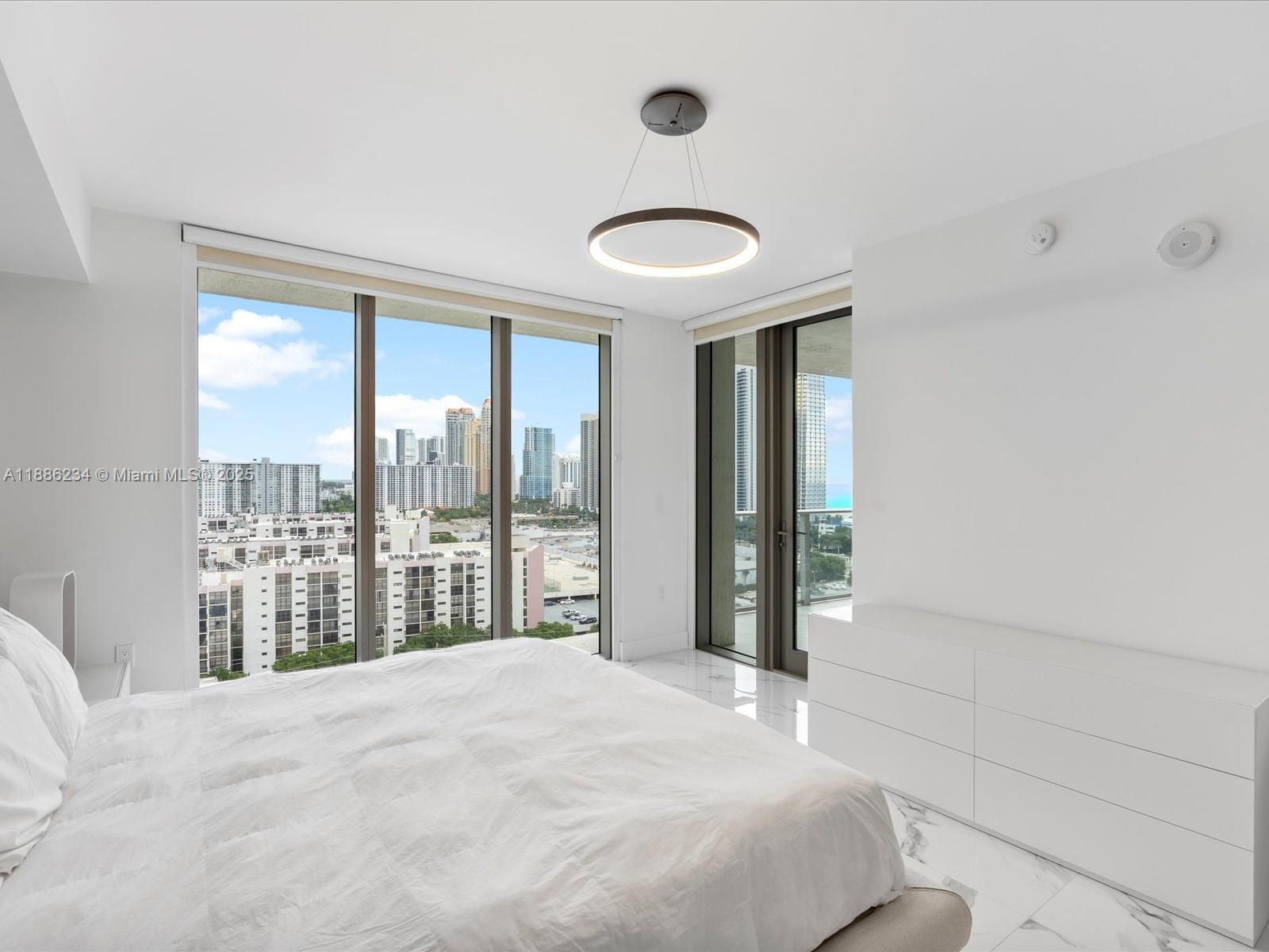 300 Sunny Isles Blvd # 1601 Unit: 4-1601