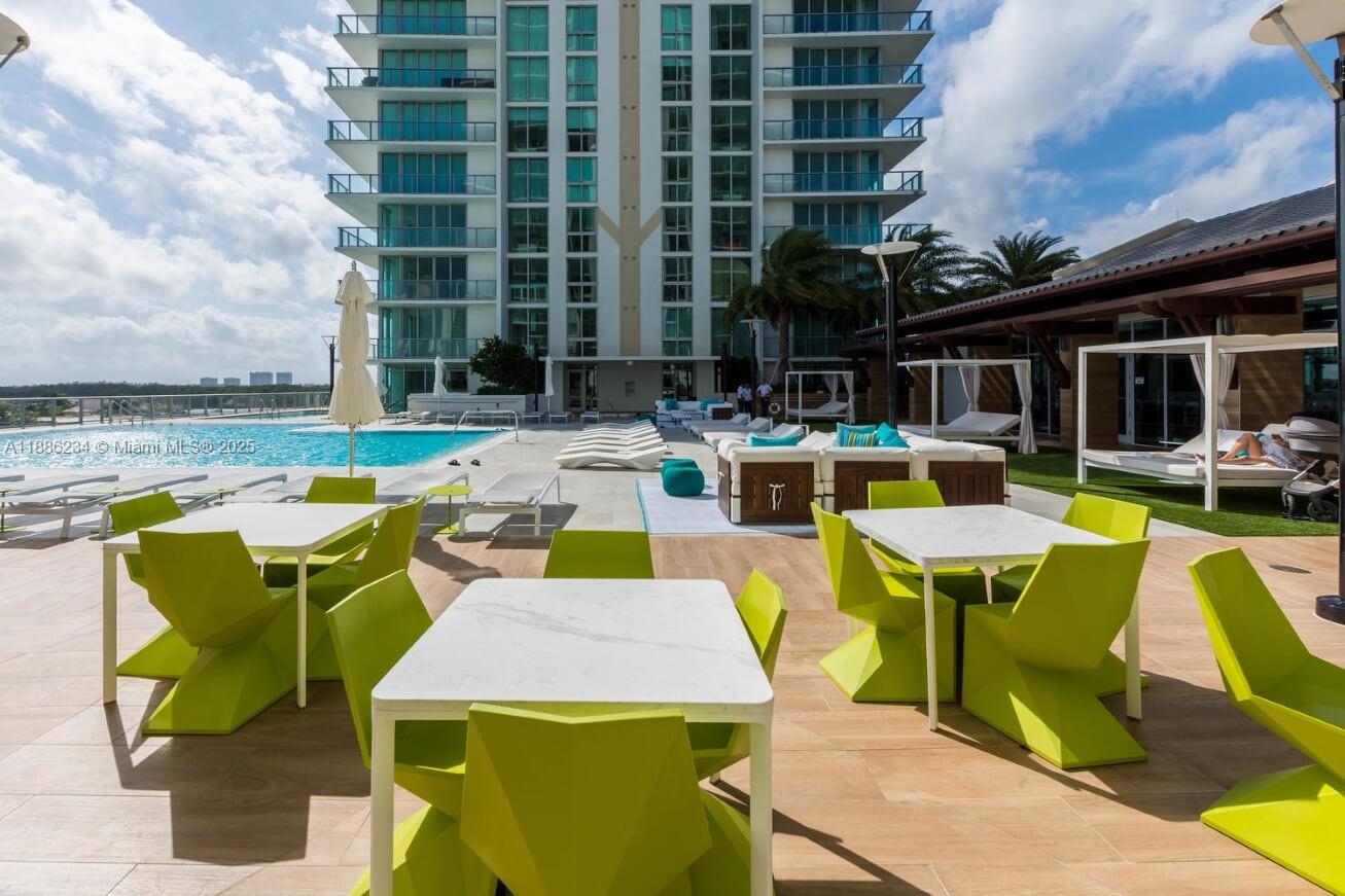 300 Sunny Isles Blvd # 1601 Unit: 4-1601