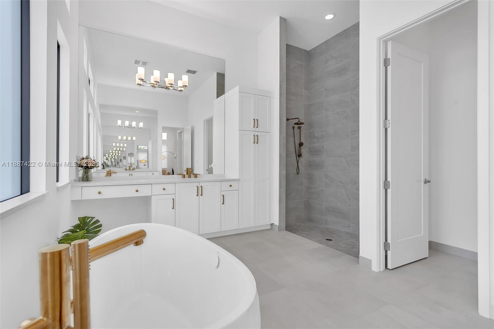 8367 Royal County Down Rd