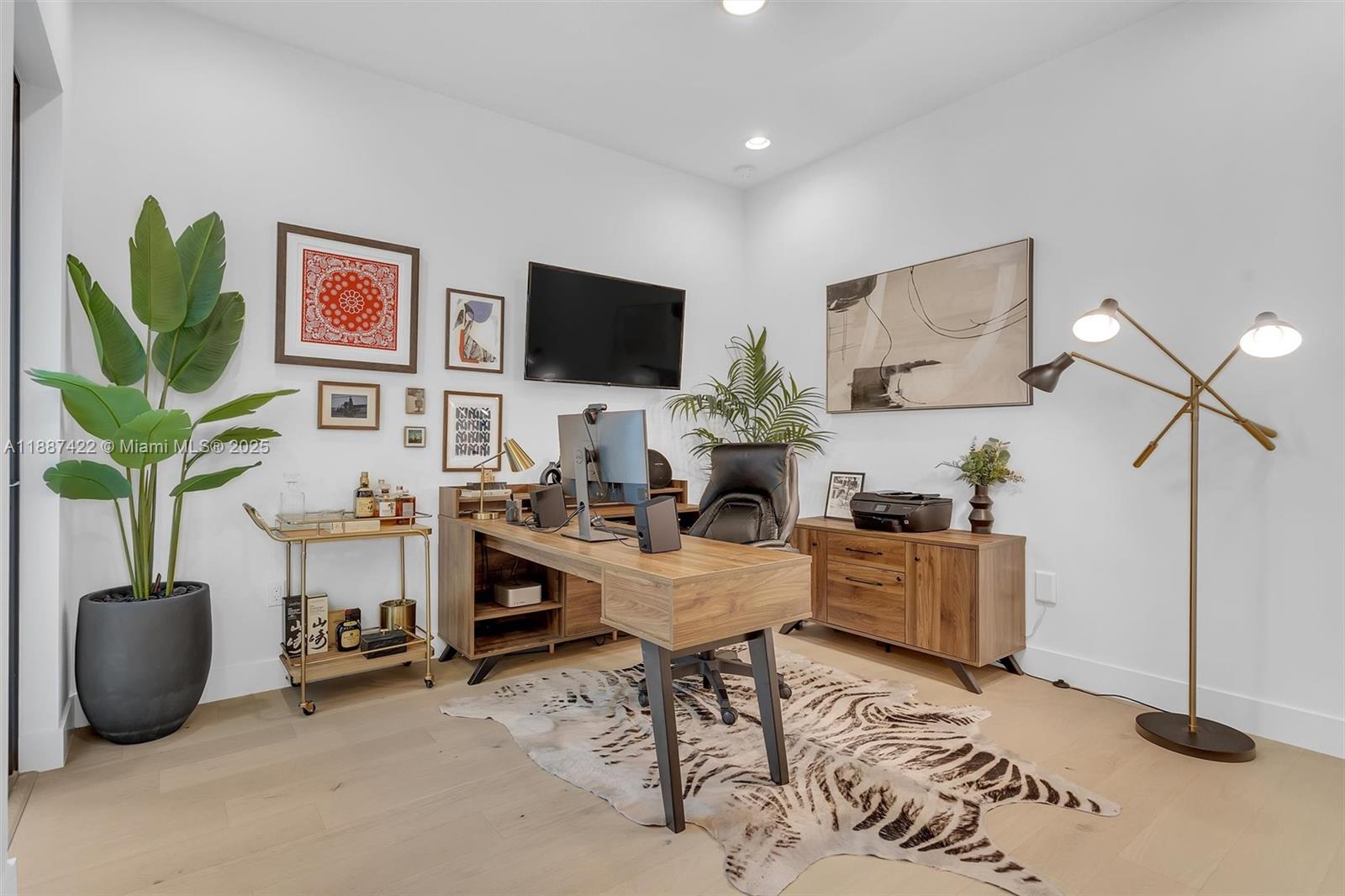 8367 Royal County Down Rd