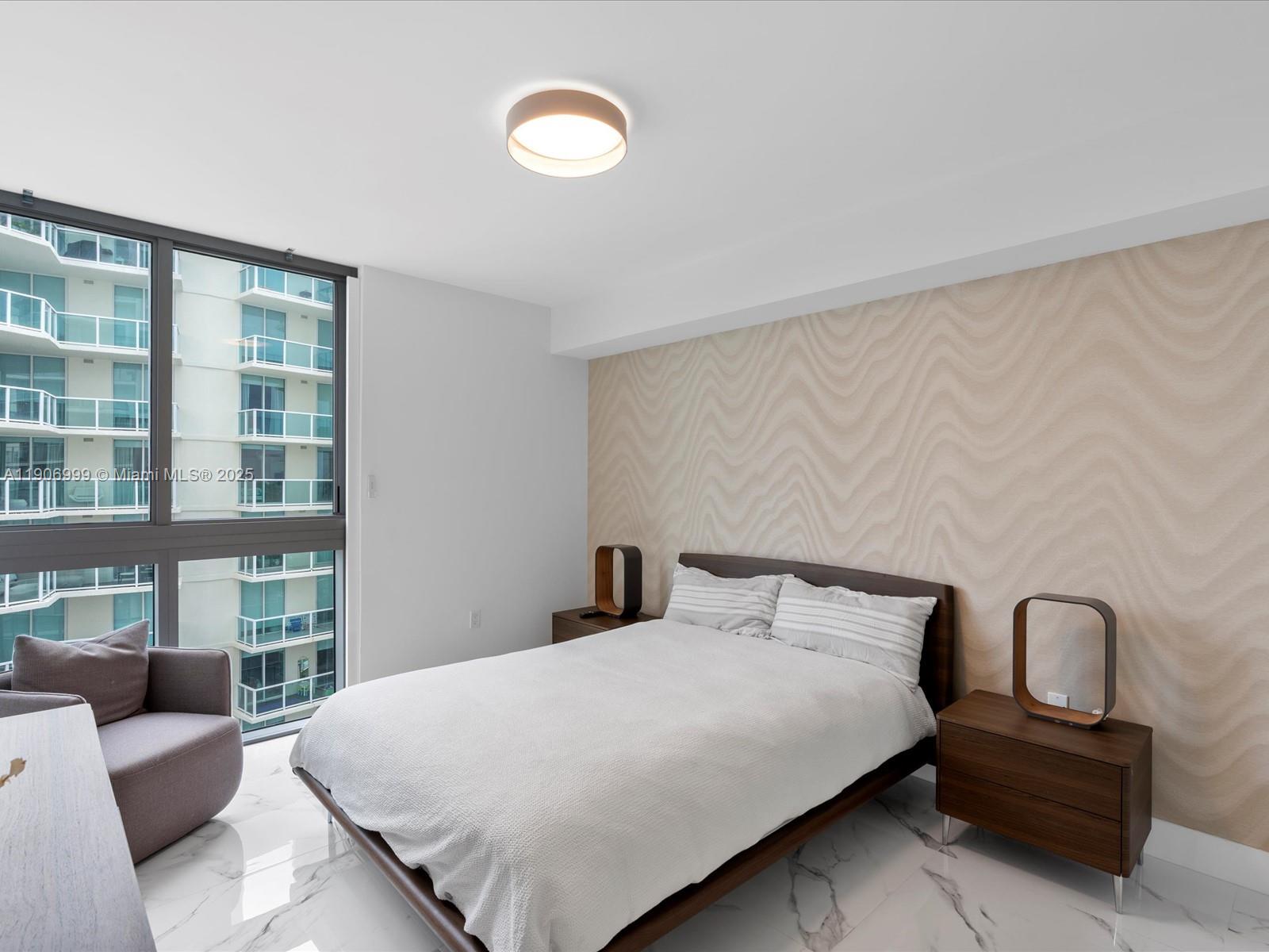 300 Sunny Isles Blvd # 1601 Unit: 4-1601