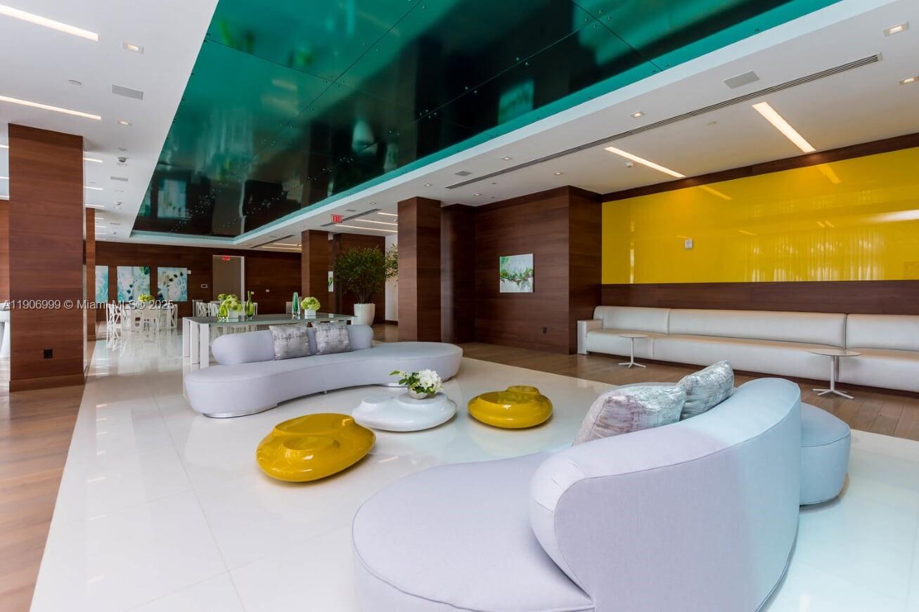 300 Sunny Isles Blvd # 1601 Unit: 4-1601