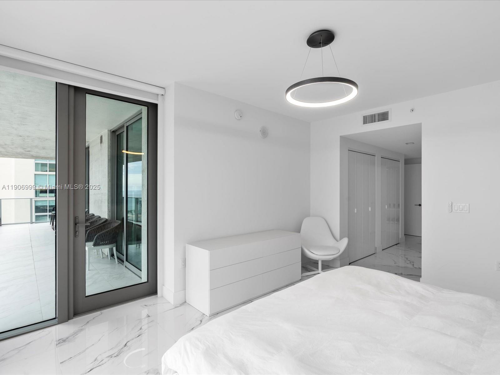 300 Sunny Isles Blvd # 1601 Unit: 4-1601